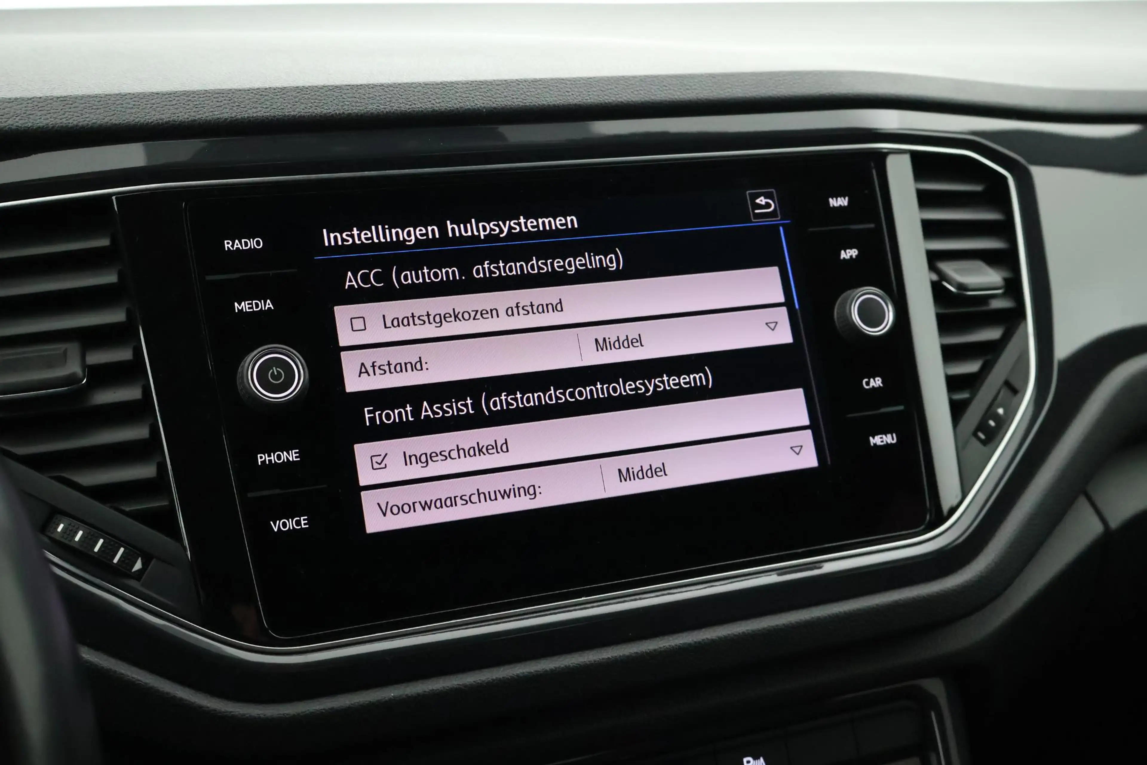 Volkswagen T-Roc 1.5 TSI 150pk DSG R-Line Sport Panoramadak Camera — photo 23