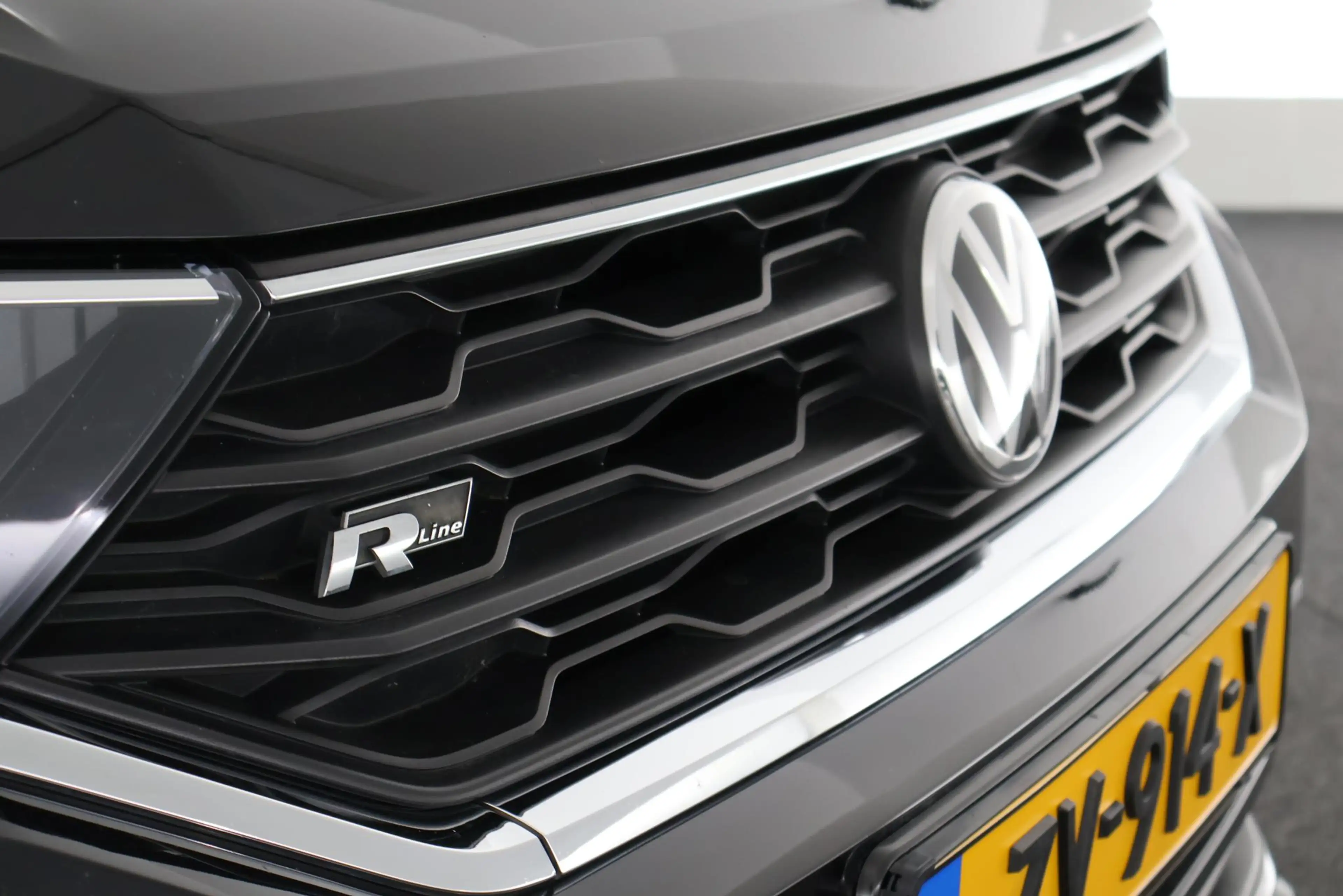 Volkswagen T-Roc 1.5 TSI 150pk DSG R-Line Sport Panoramadak Camera — photo 48