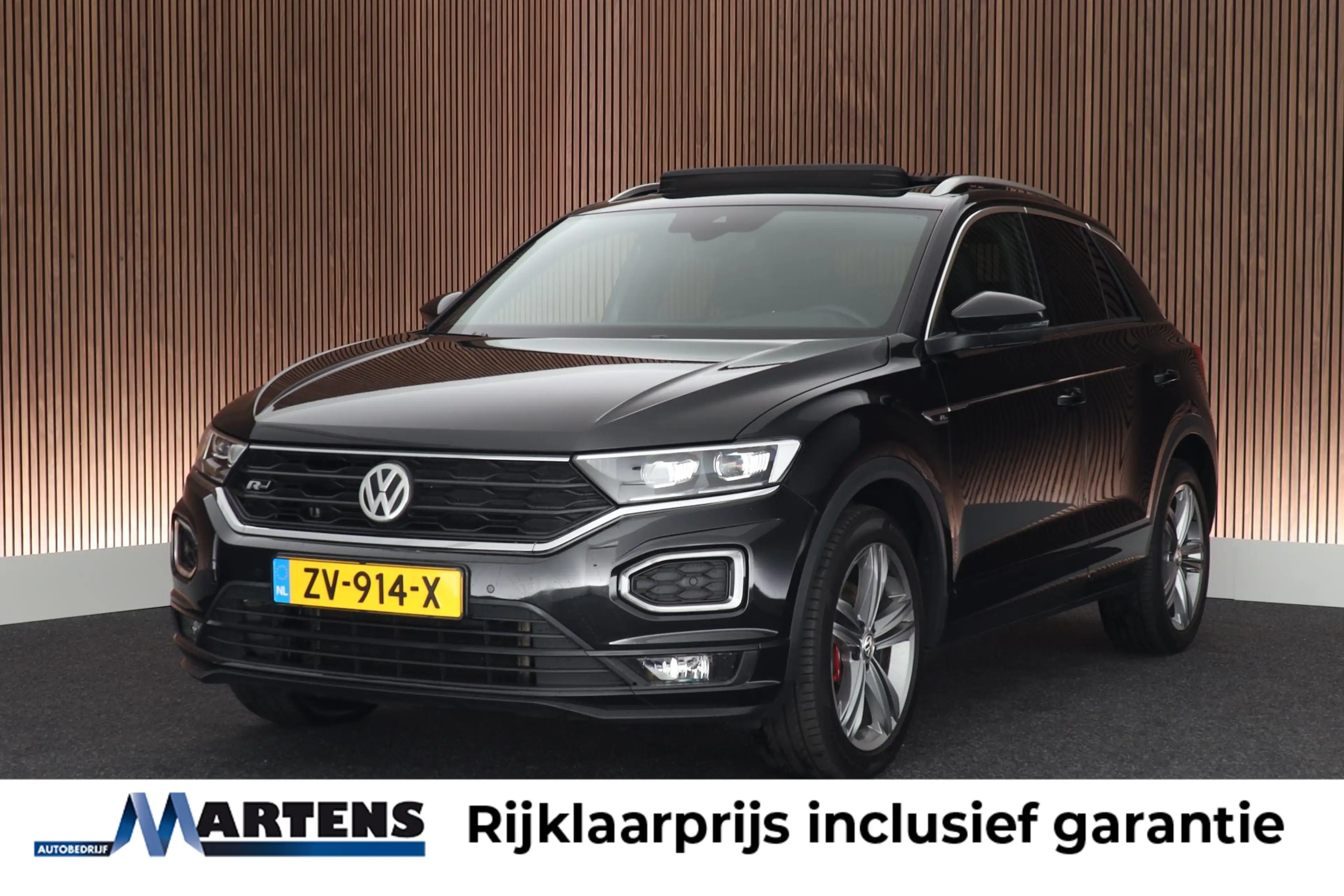 Volkswagen T-Roc 1.5 TSI 150pk DSG R-Line Sport Panoramadak Camera