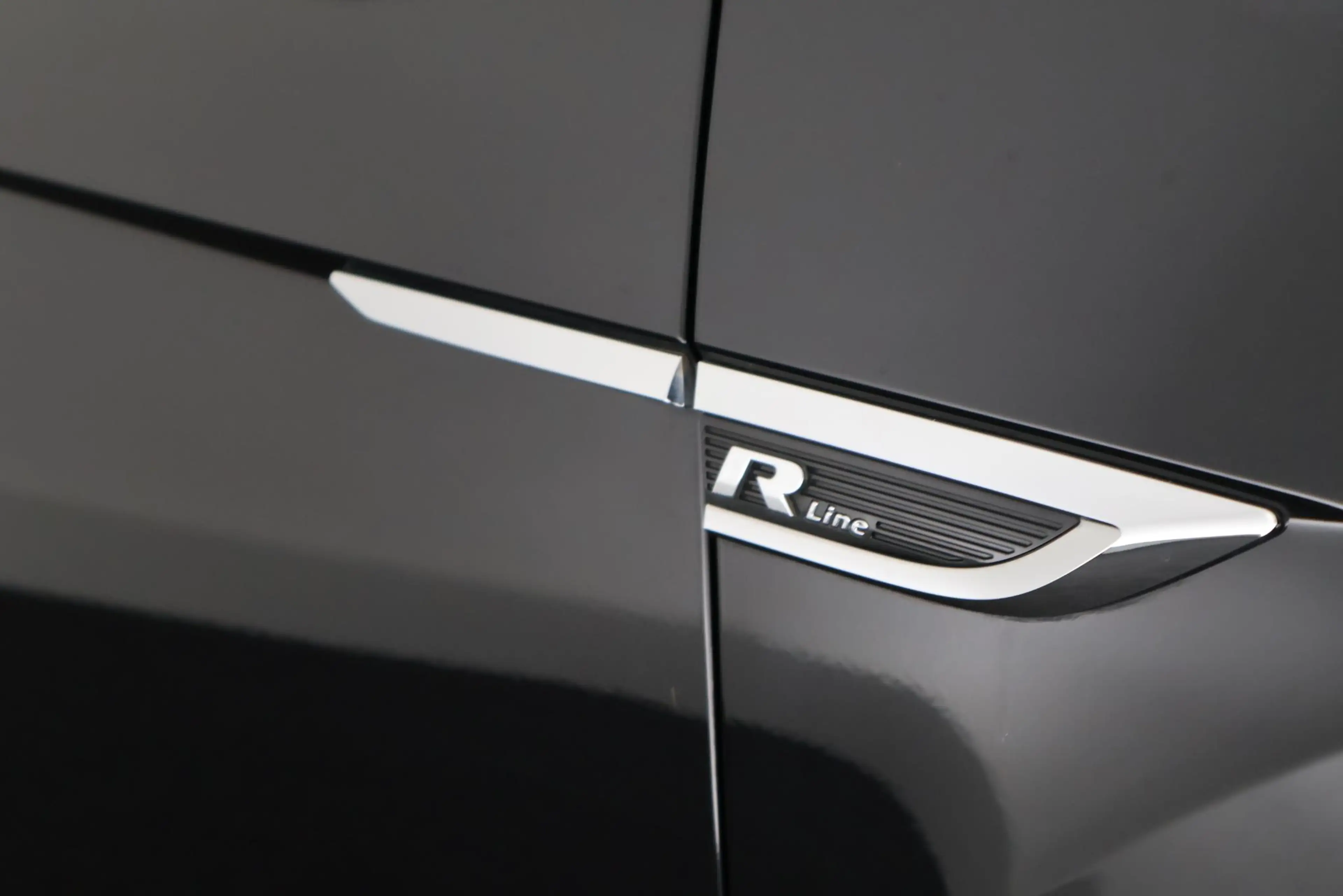 Volkswagen T-Roc 1.5 TSI 150pk DSG R-Line Sport Panoramadak Camera — photo 41