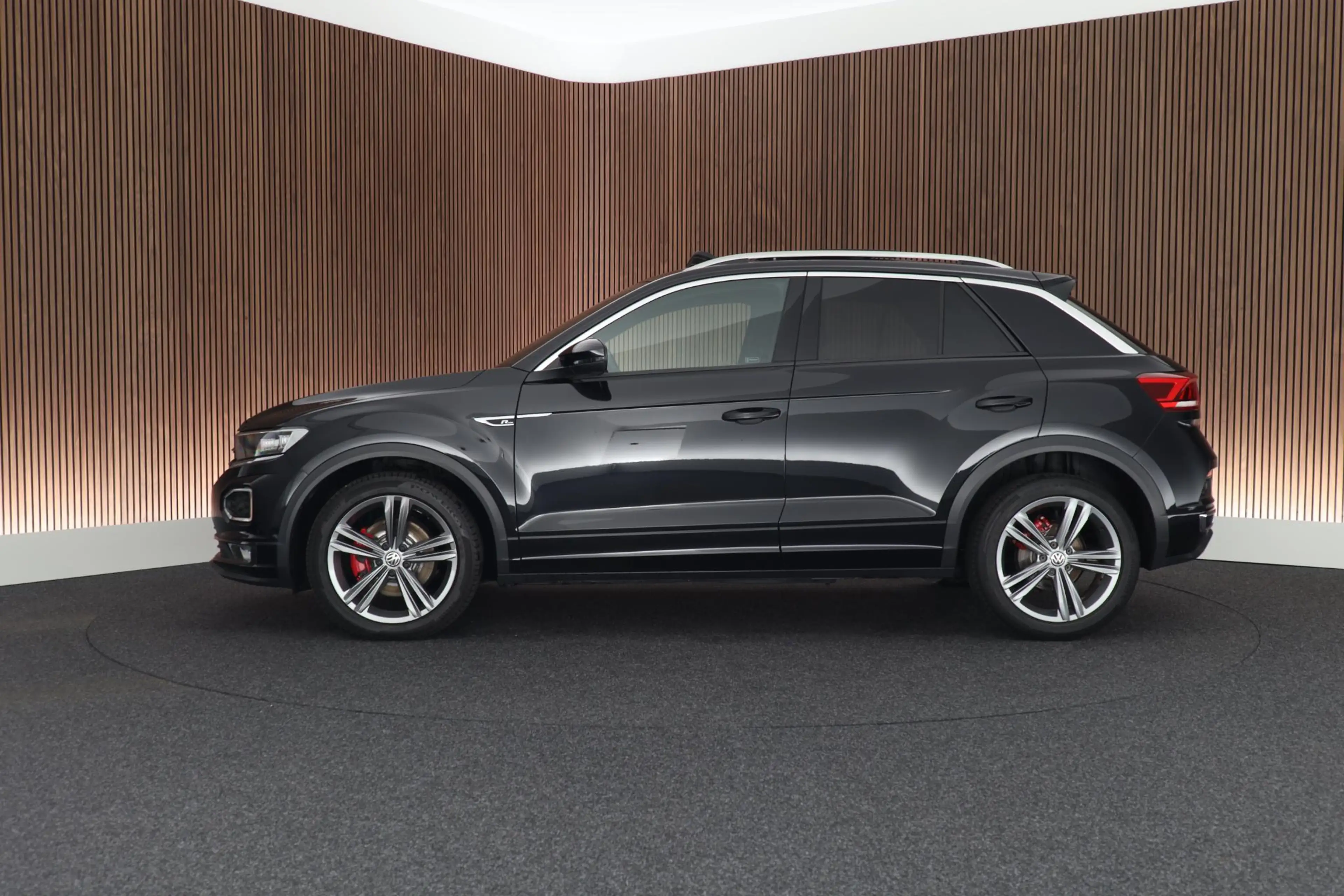 Volkswagen T-Roc 1.5 TSI 150pk DSG R-Line Sport Panoramadak Camera — photo 8