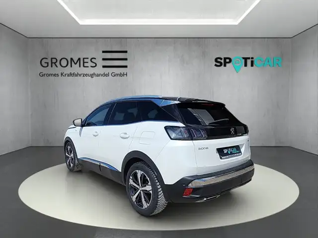 Peugeot 3008 view 5