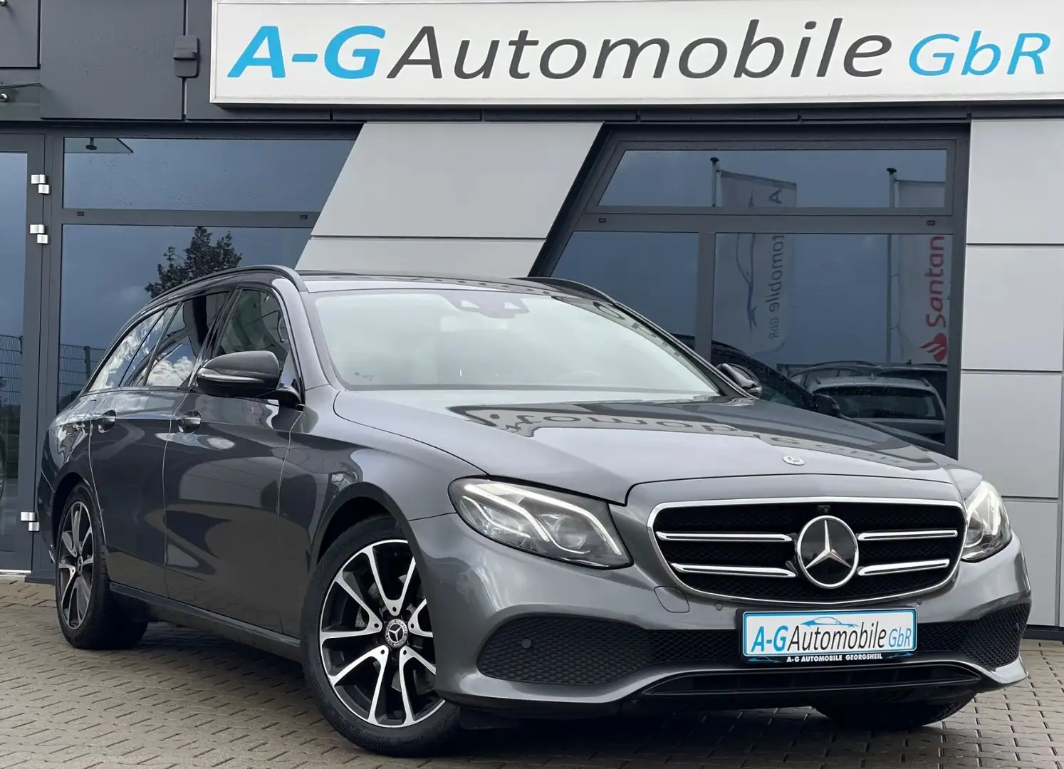 Mercedes-Benz E 300 d T-Modell Multibeam Widescreen 360°Kamera - 1