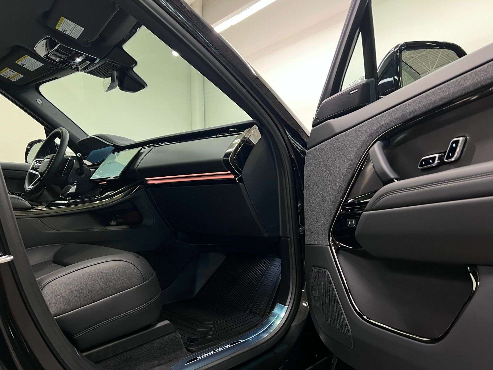 2026 Land Rover Range Rover Sport P360 S | LEASE FROM $999 PER MONTH thumb 27