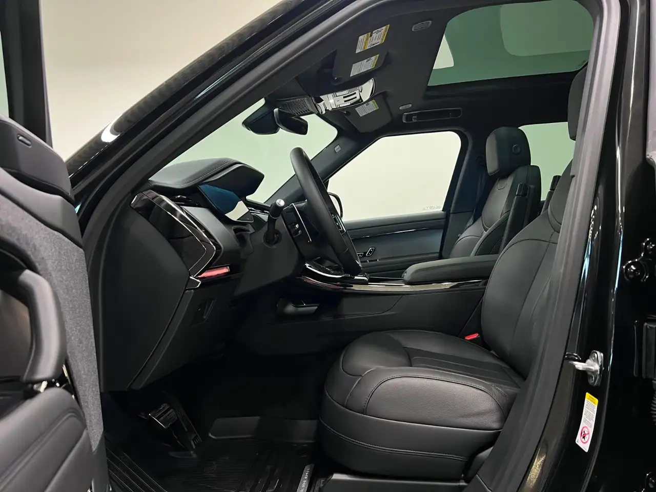 Land Rover Range Rover Sport снимка Land Rover Range Rover Sport