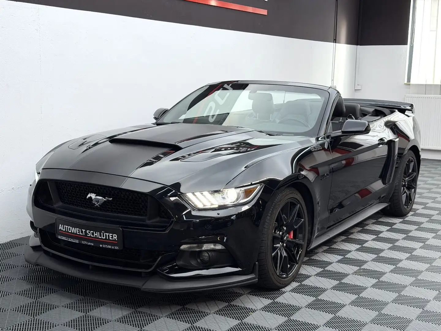 Ford Mustang Cabrio GT V8 Boss*Navi*KAM*SHZ*BLIS*PDC Zwart - 2