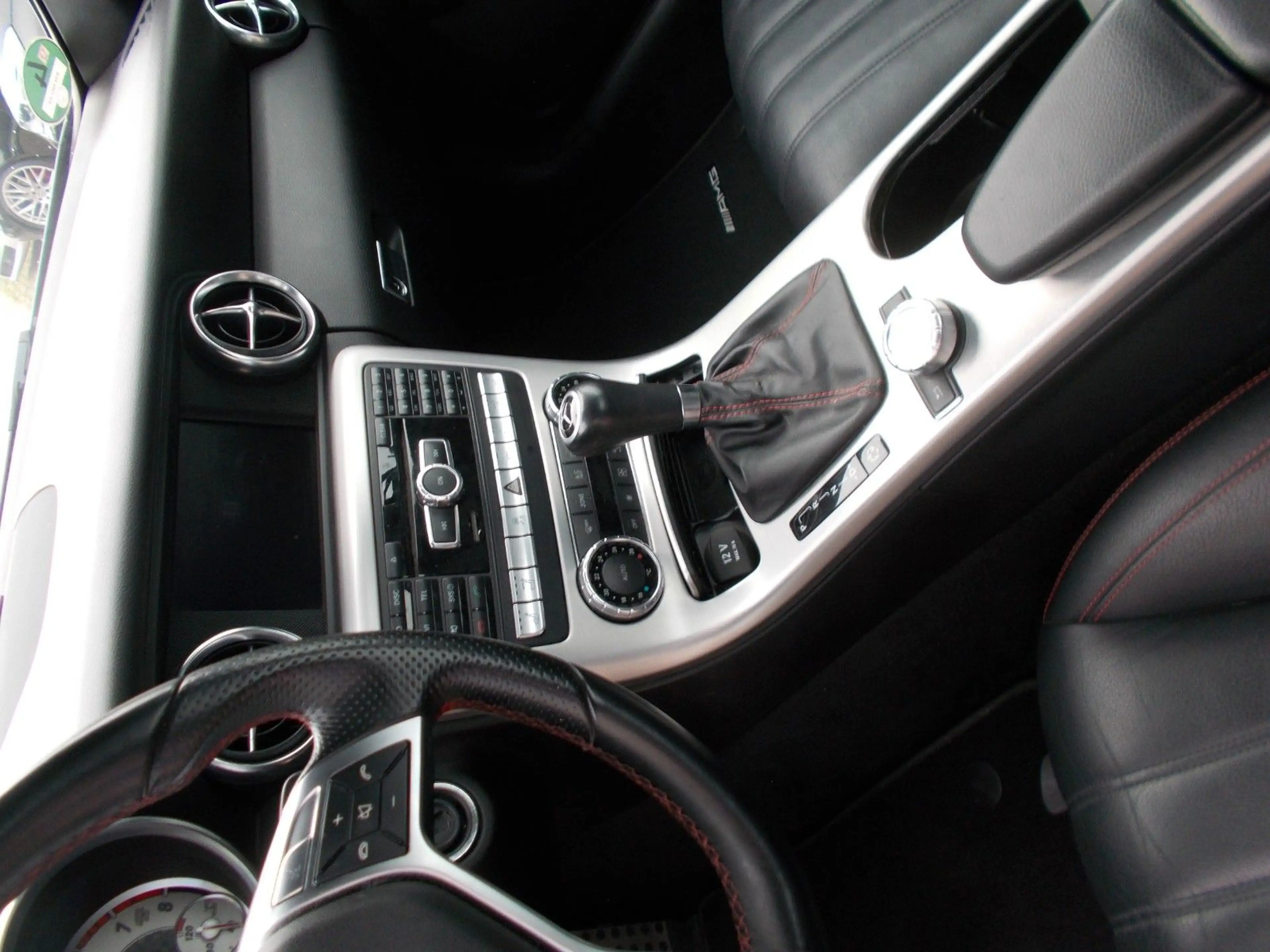 Mercedes-Benz SLK 250 SLK Roadster BlueEfficiency AMG Paket — photo 15