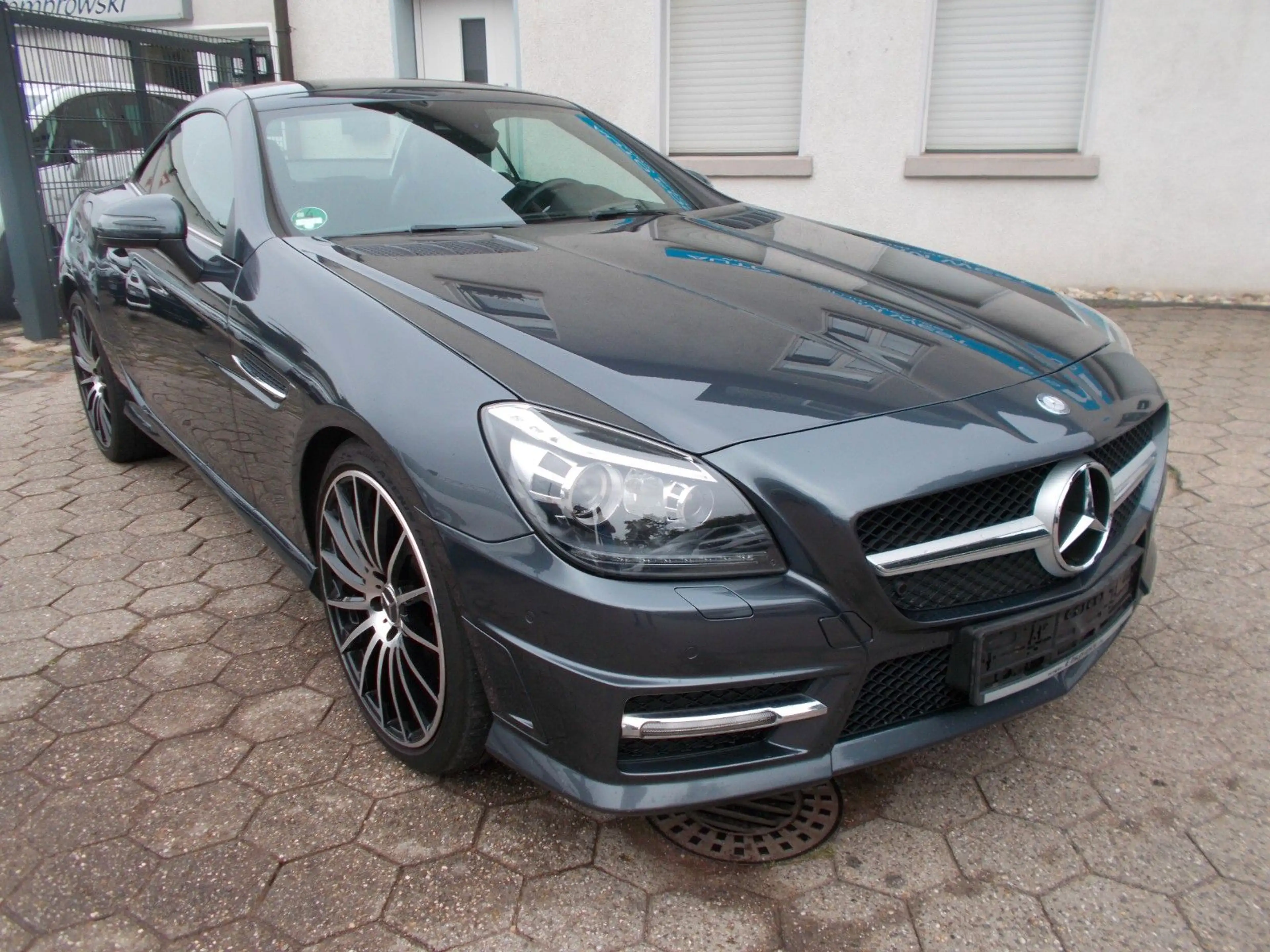 Mercedes-Benz SLK 250 SLK Roadster BlueEfficiency AMG Paket — photo 4