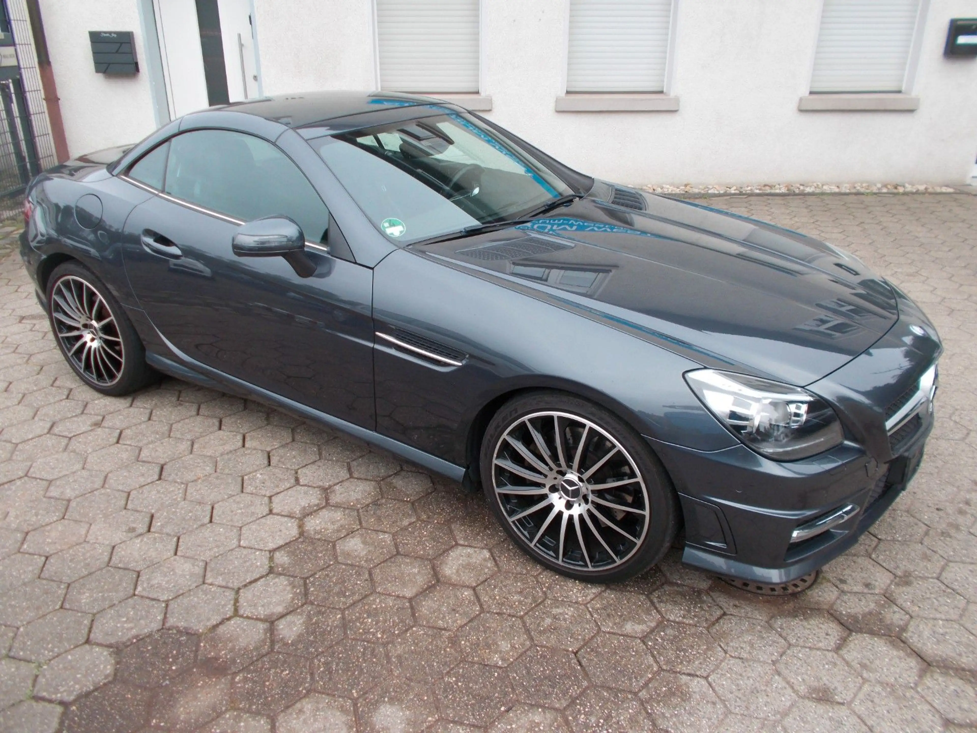 Mercedes-Benz SLK 250 SLK Roadster BlueEfficiency AMG Paket — photo 5