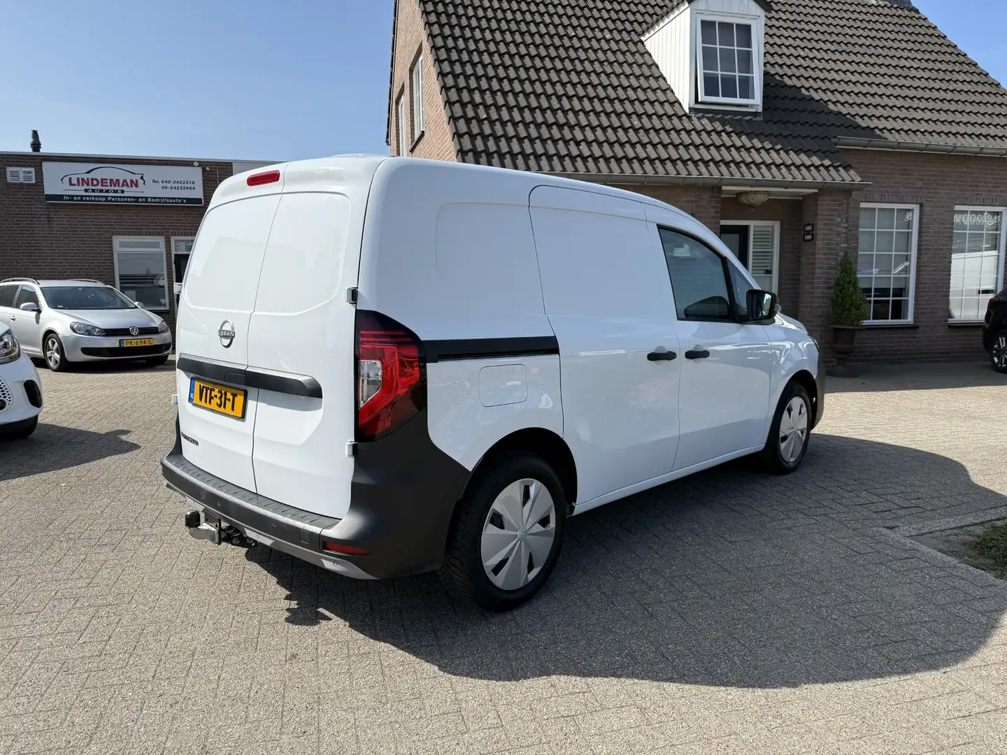 Nissan Townstar 45 kWh Aut. Airco Cruisecontr. LED Kastinrichting Weiß - 2