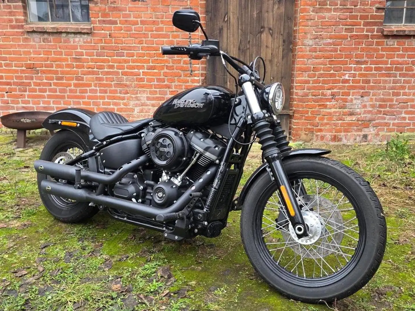 Harley-Davidson Street Bob 5HD1| Scheckheft Negro - 1