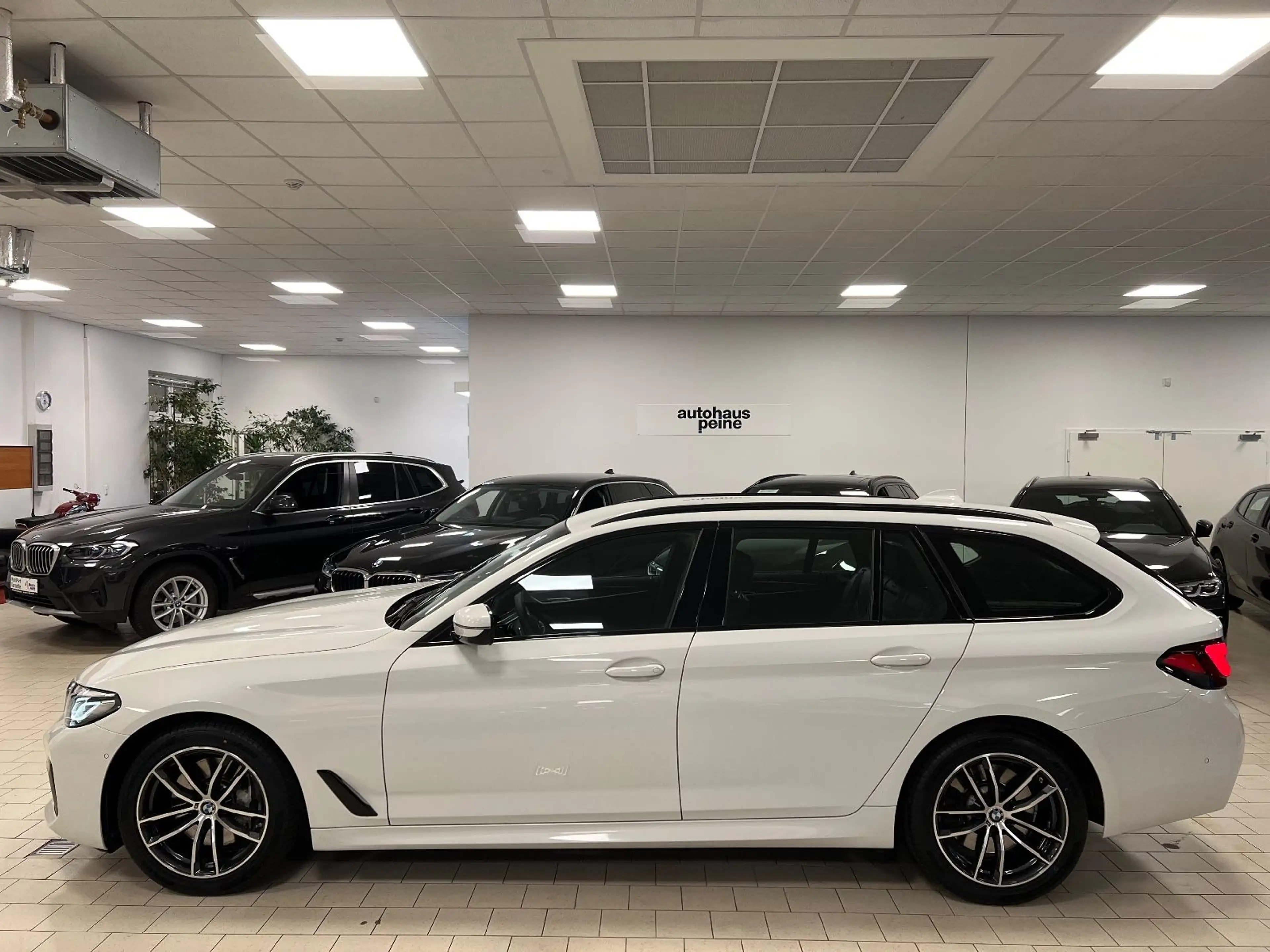 BMW 540 dxDrive/Aut/Navi/KomfortStz/DrivAs/M-Sport — photo 8