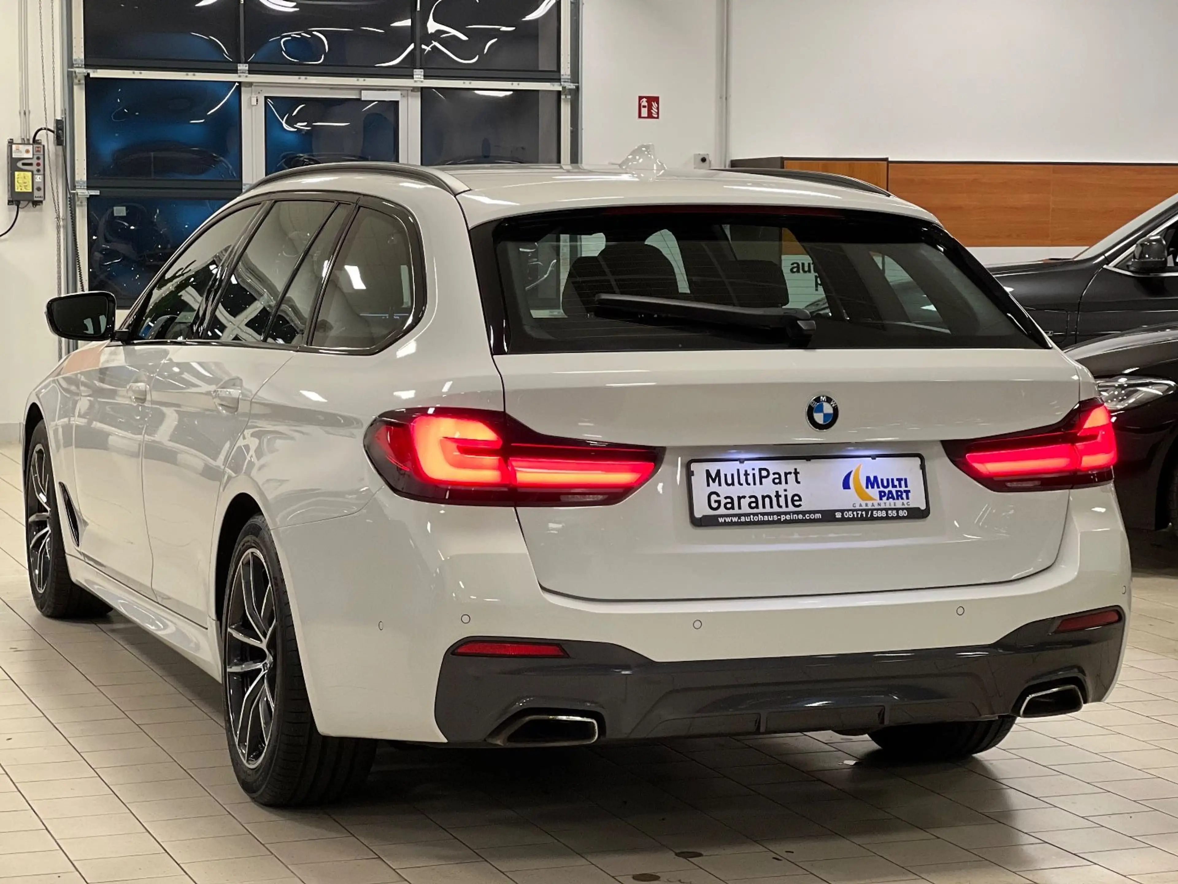 BMW 540 dxDrive/Aut/Navi/KomfortStz/DrivAs/M-Sport — photo 2