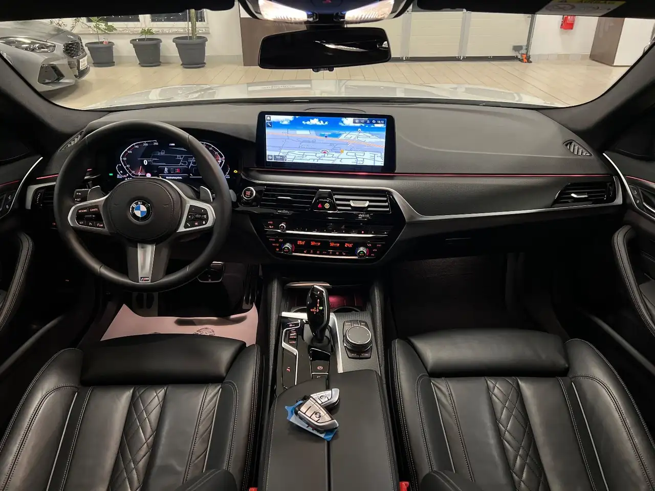 2022 BMW 540 dxDrive/Aut/Navi/KomfortStz/DrivAs/M-Sport, photograph 3