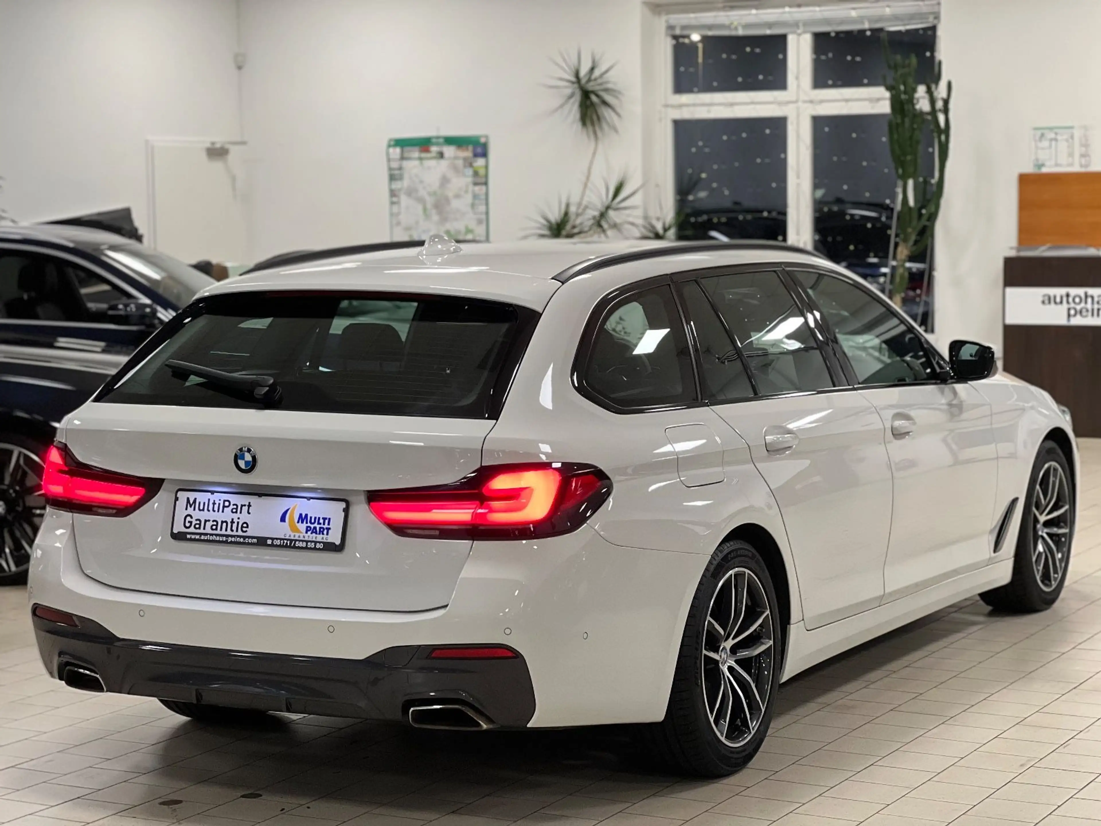 BMW 540 dxDrive/Aut/Navi/KomfortStz/DrivAs/M-Sport — photo 11