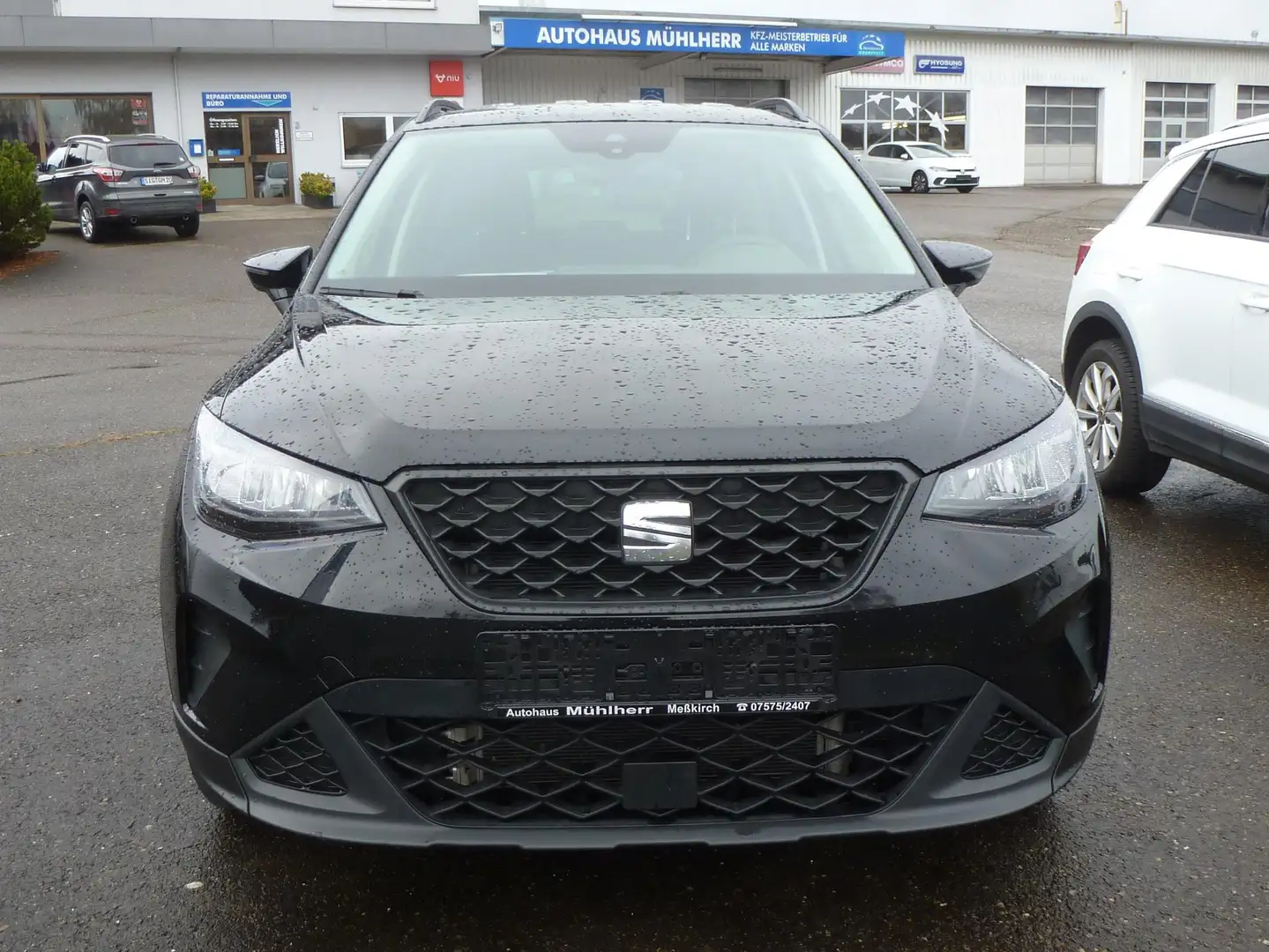 SEAT Arona Style Navi*Winterpaket*getönte Scheiben Schwarz - 1