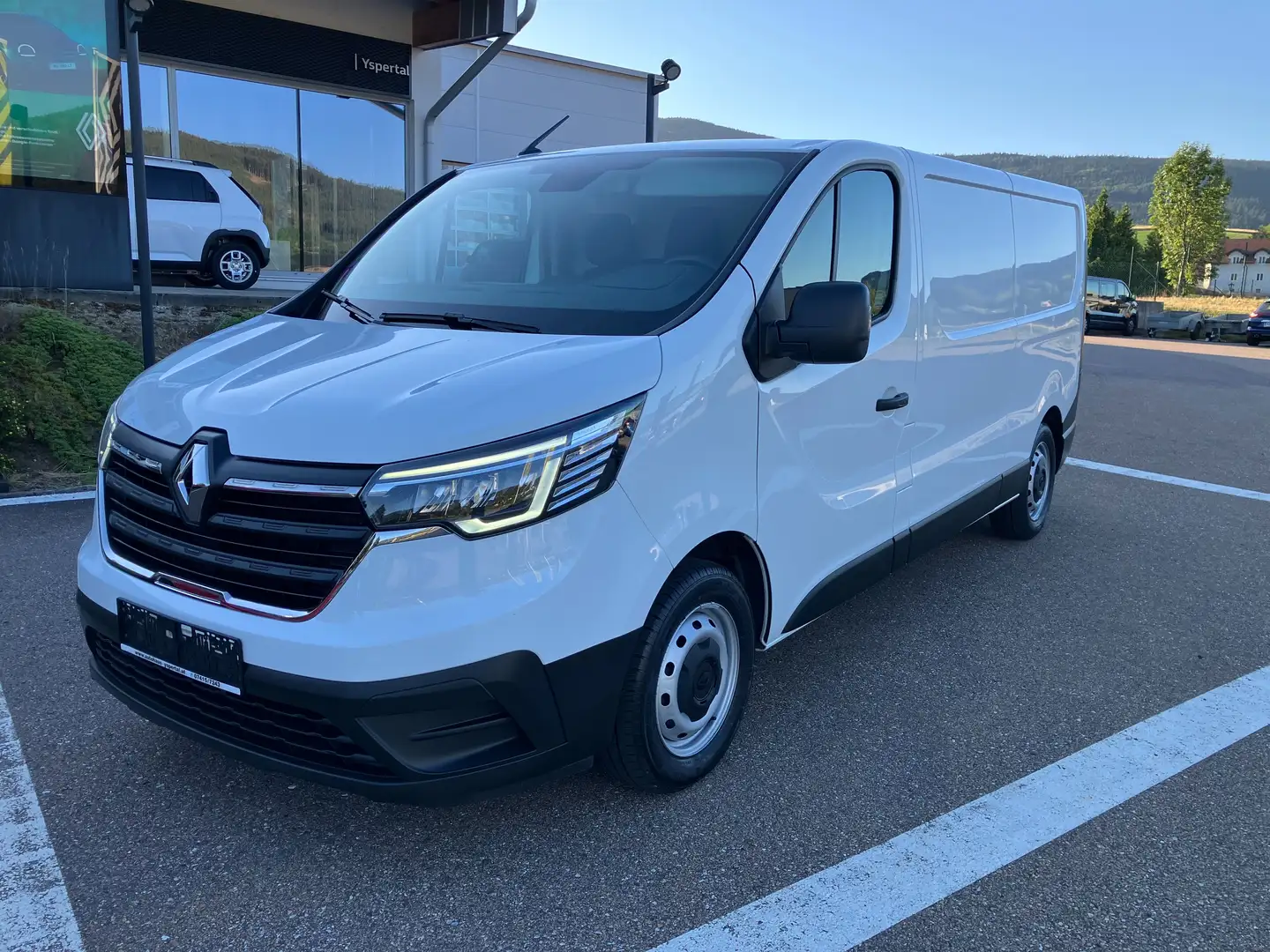 Renault Trafic L2H1 3,0t Komfort Weiß - 1