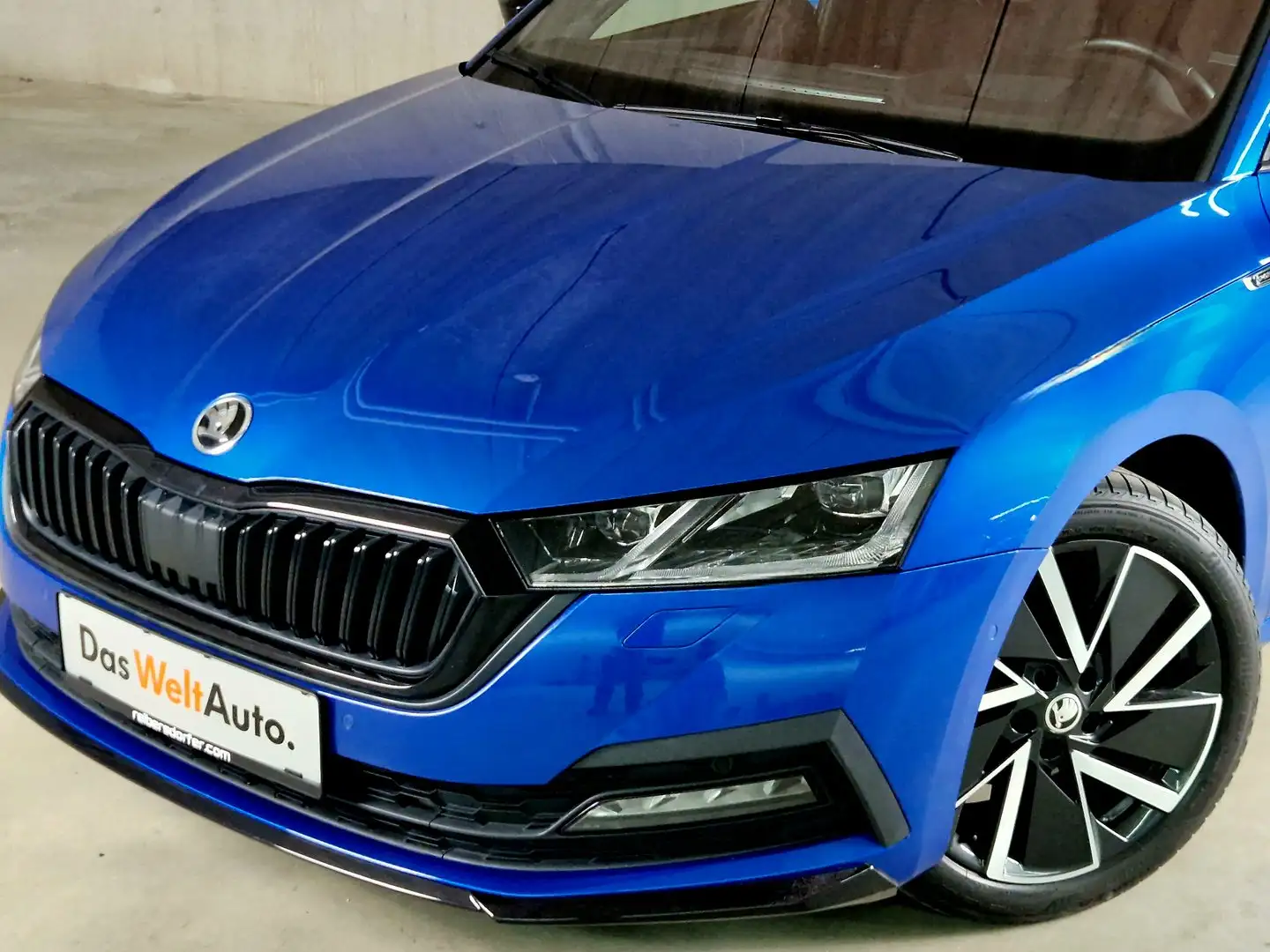 Skoda Octavia SPORTLINE TDI DSG Blau - 2