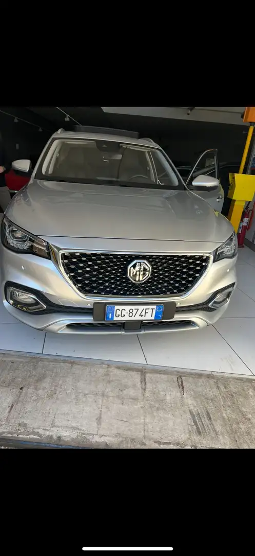 MG EHS 1.5 t-gdi phev Luxury auto - 1