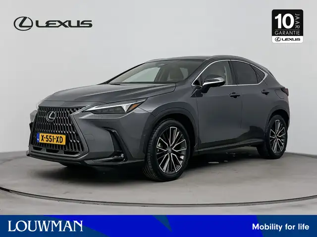 Lexus NX 350h AWD Executive Line + President Pack | Mark Levinso