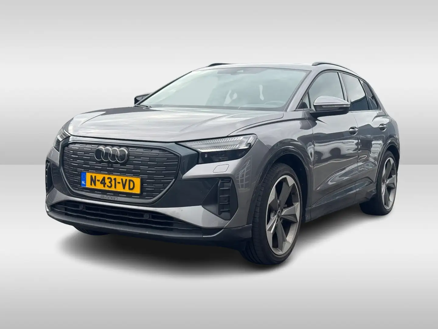Audi Q4 e-tron 35 Launch edition Advanced Plus 55 kWh / Trekhaak Grijs - 1