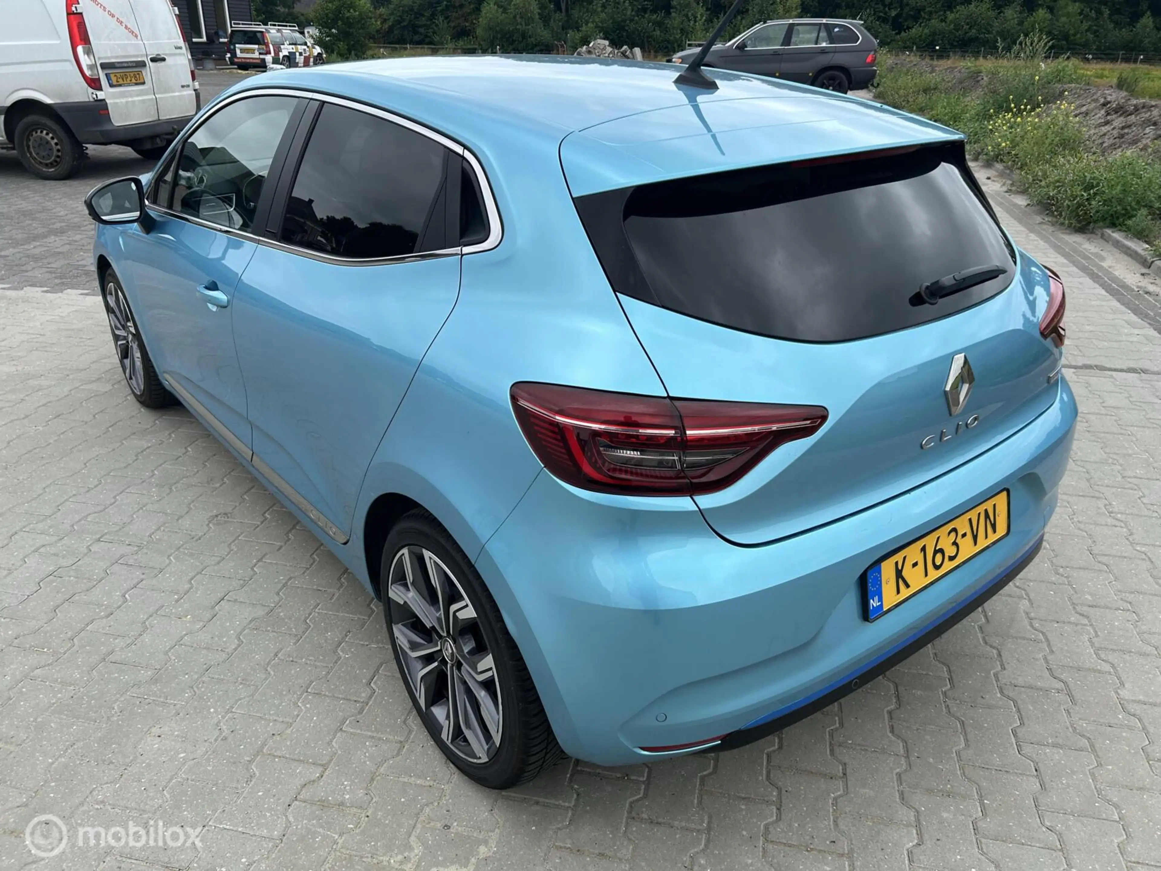 Renault Clio 1.6 E-Tech Hybrid 140 Intens — photo 6