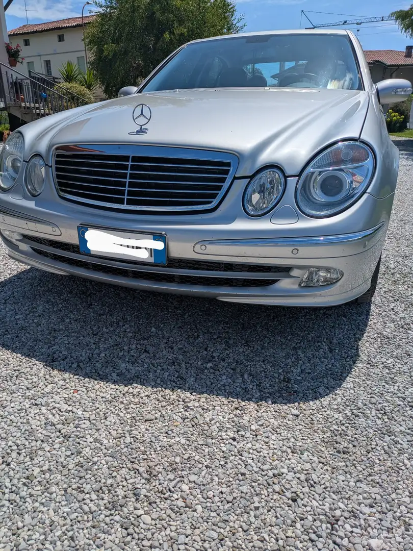 Mercedes-Benz E 200 k tps Avantgarde - 1
