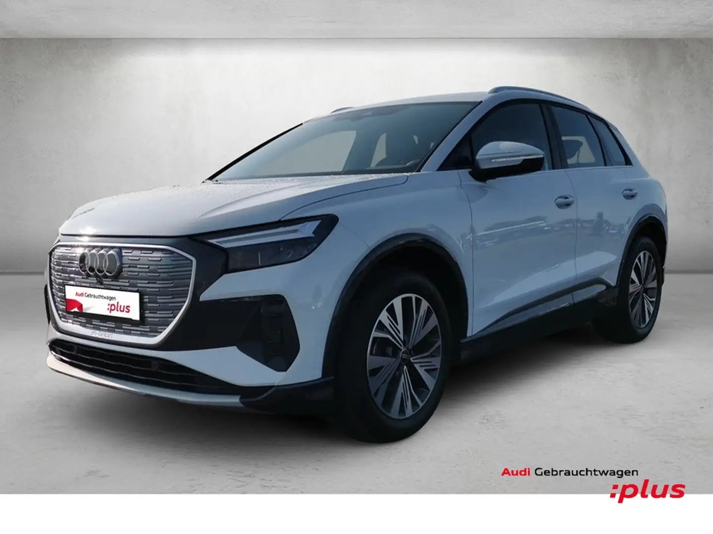 Audi 35 e-tron *Kamera* Bílá - 1