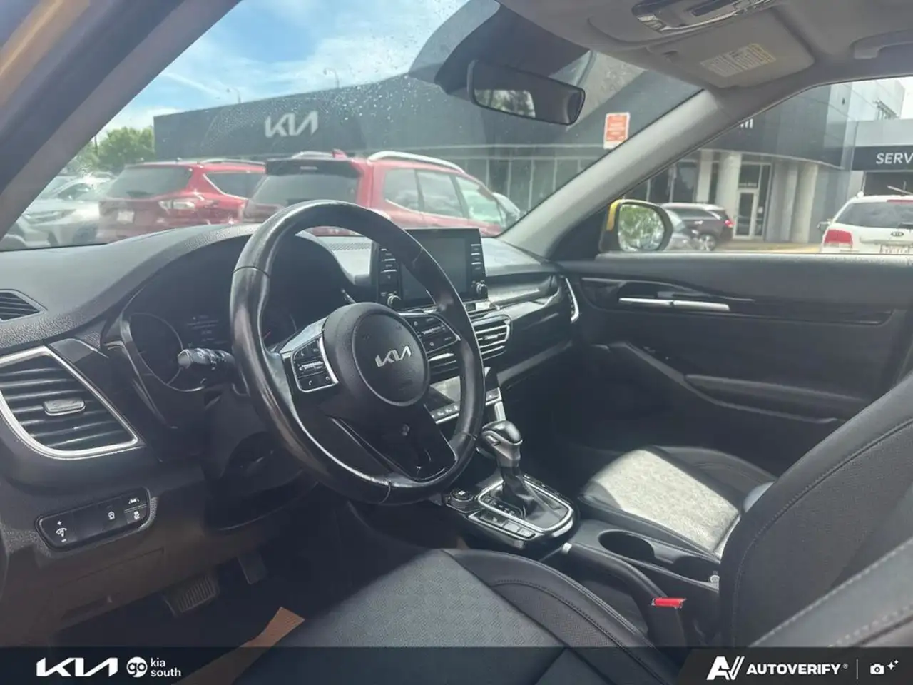 Kia Seltos photo Kia Seltos
