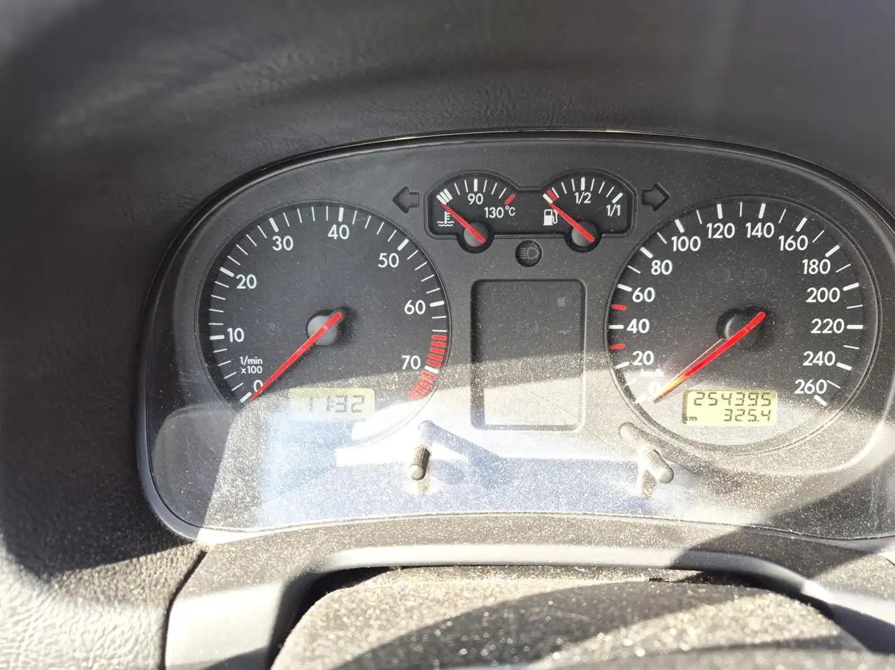 Volkswagen Bora 1.6 Trendline Met nieuwe Apk 10-11-2027, foto 11