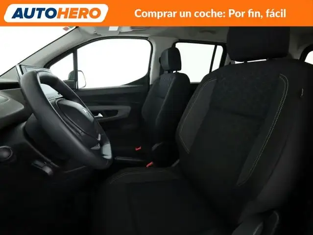 Peugeot Rifter view 11