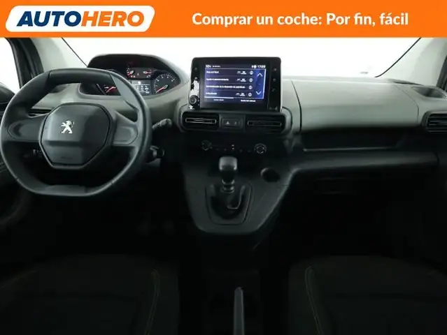 Peugeot Rifter view 13