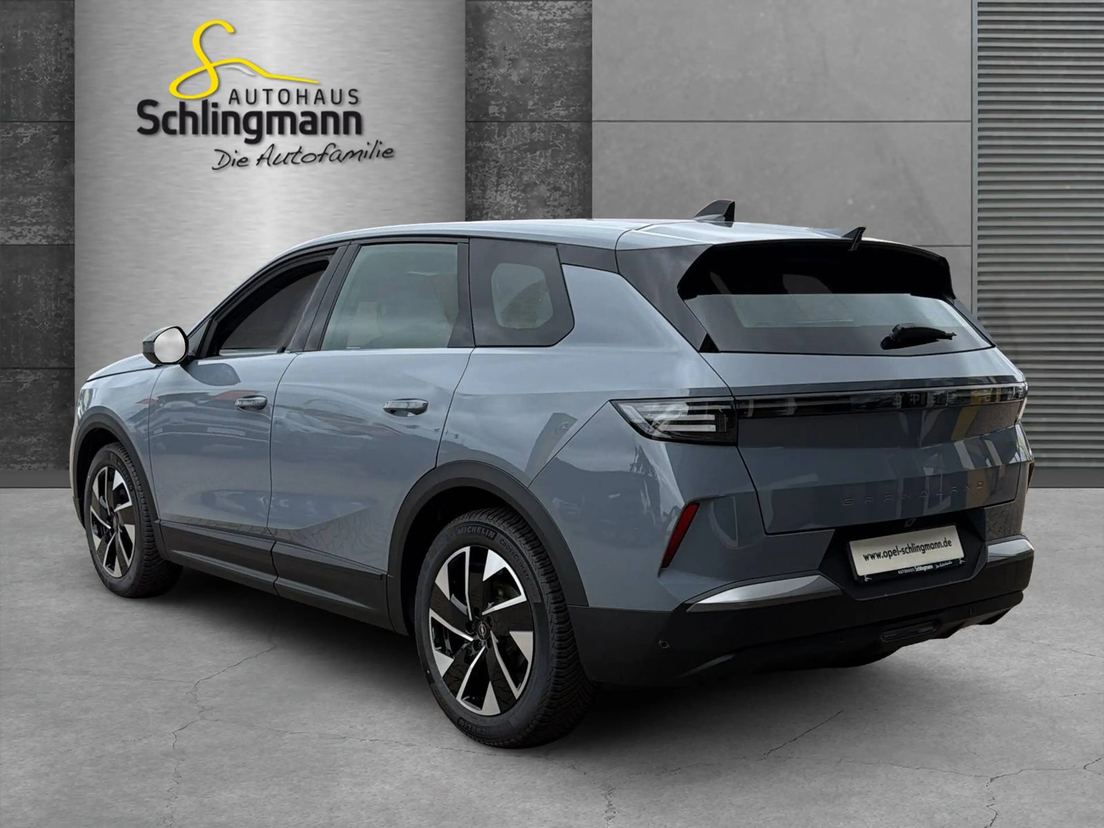 Opel Grandland 1.2 48V Mild- Hybrid 107 kW Edition — photo 3