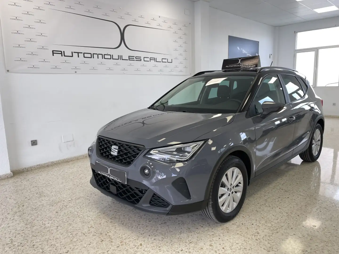SEAT Arona 1.0 TSI S&S Style Special Edition 115 Gris - 2