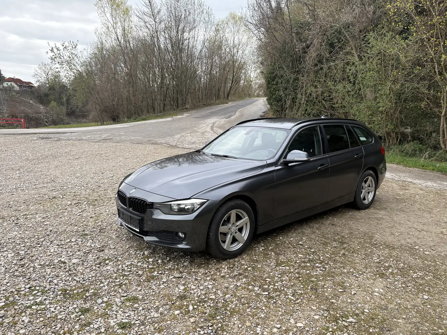 BMW 316 316d Touring Grau - 2