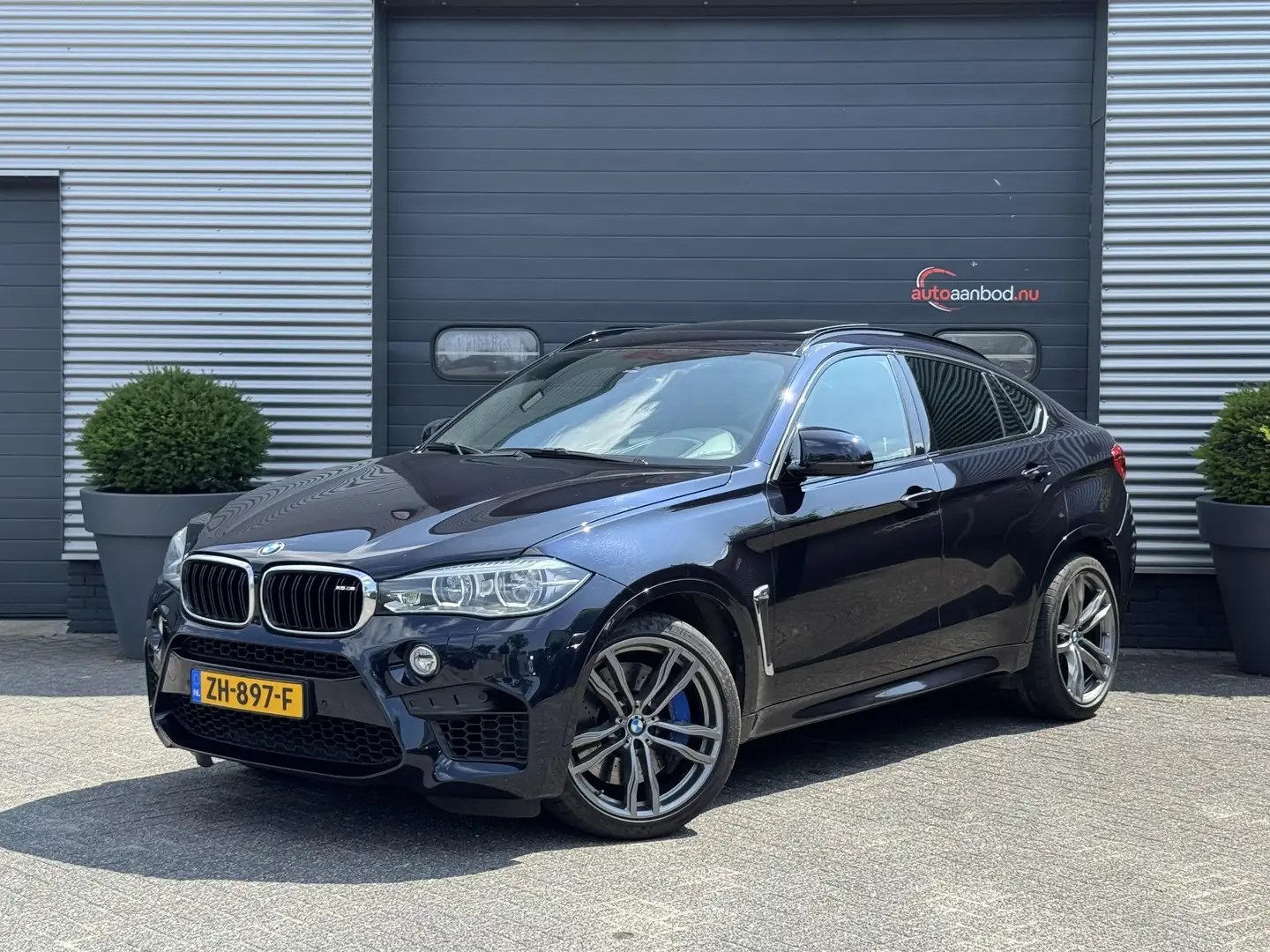 BMW X6 M | Panoramadak | Carbon | TV Schermen | Camera | He Nero - 1