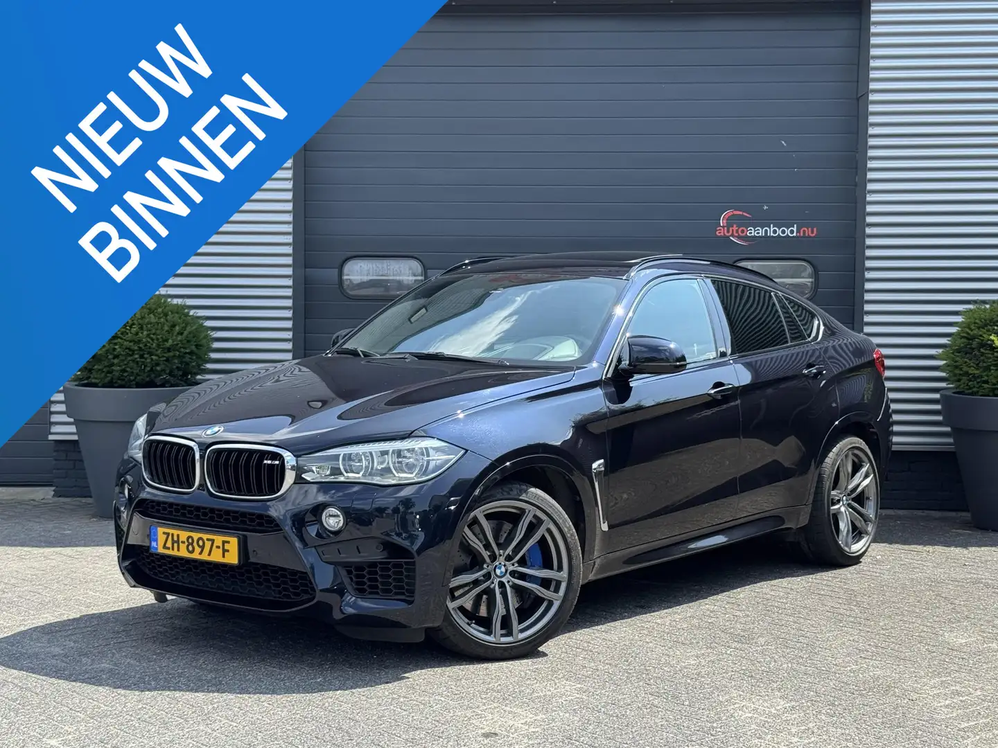BMW X6 M | Panoramadak | Carbon | TV Schermen | Camera | He Noir - 1
