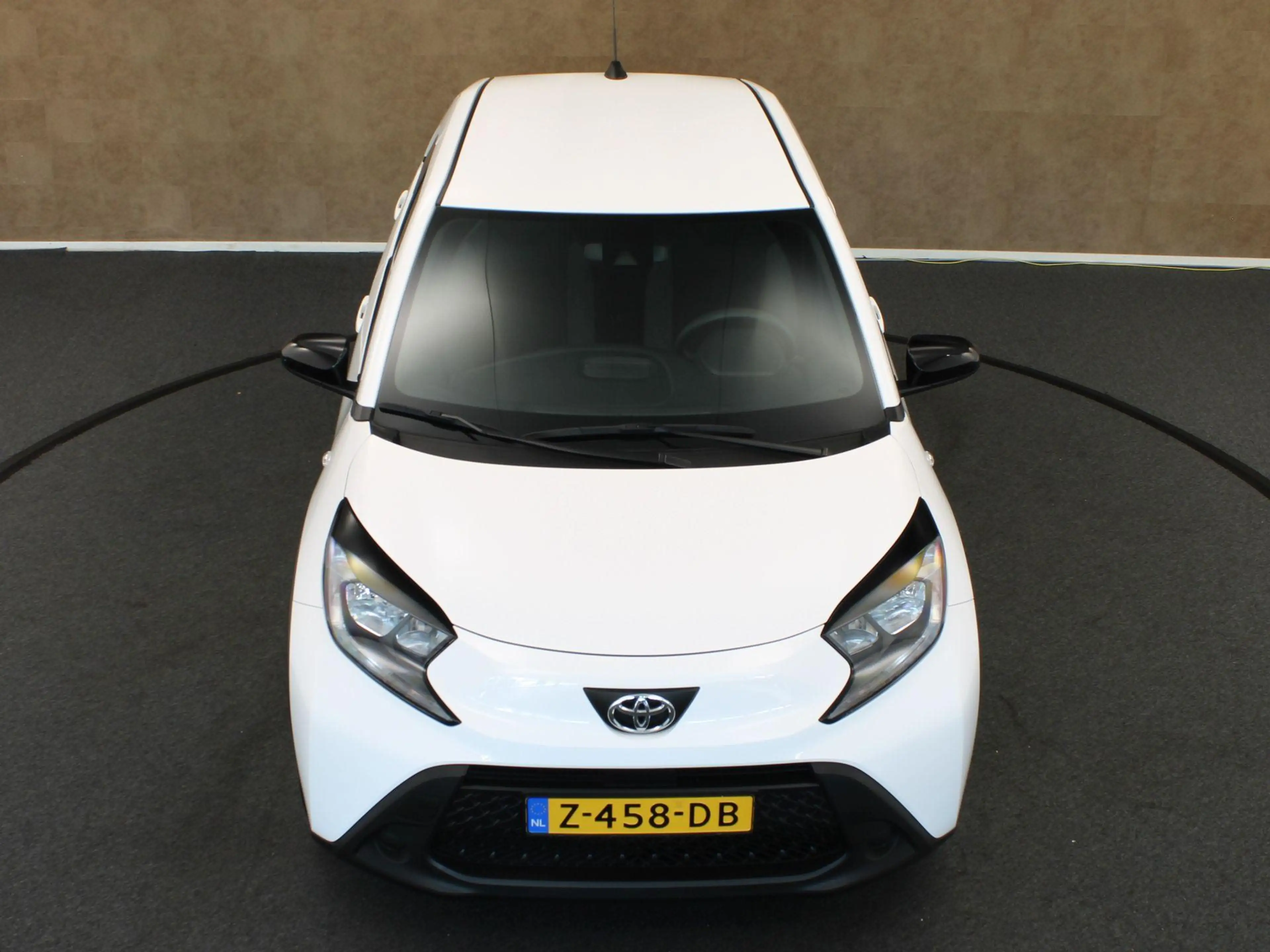 Toyota Aygo X 1.0 VVT-i MT Play - ORIGINEEL NEDERLANDSE AUTO - A — photo 15