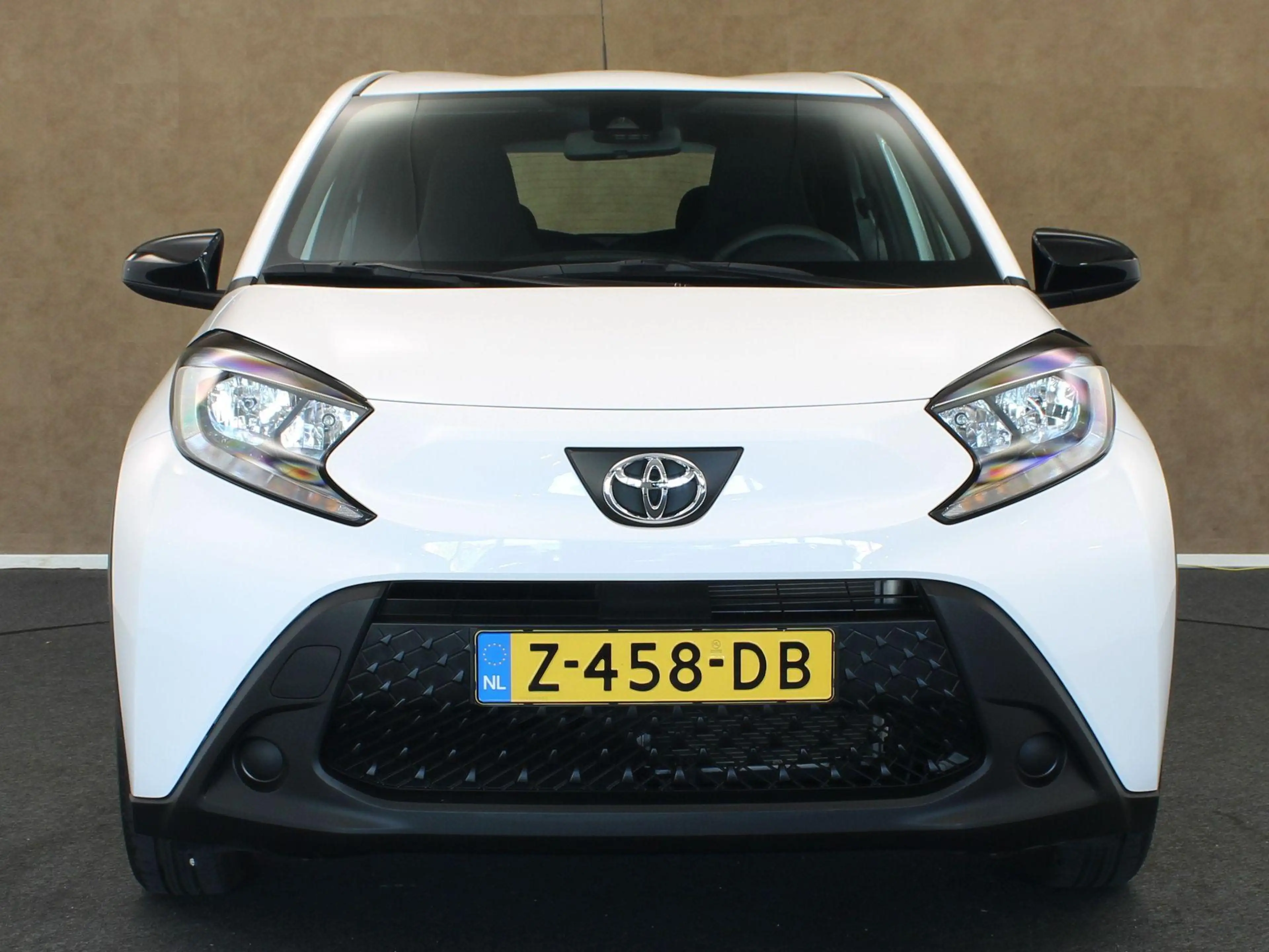 Toyota Aygo X 1.0 VVT-i MT Play - ORIGINEEL NEDERLANDSE AUTO - A — photo 10