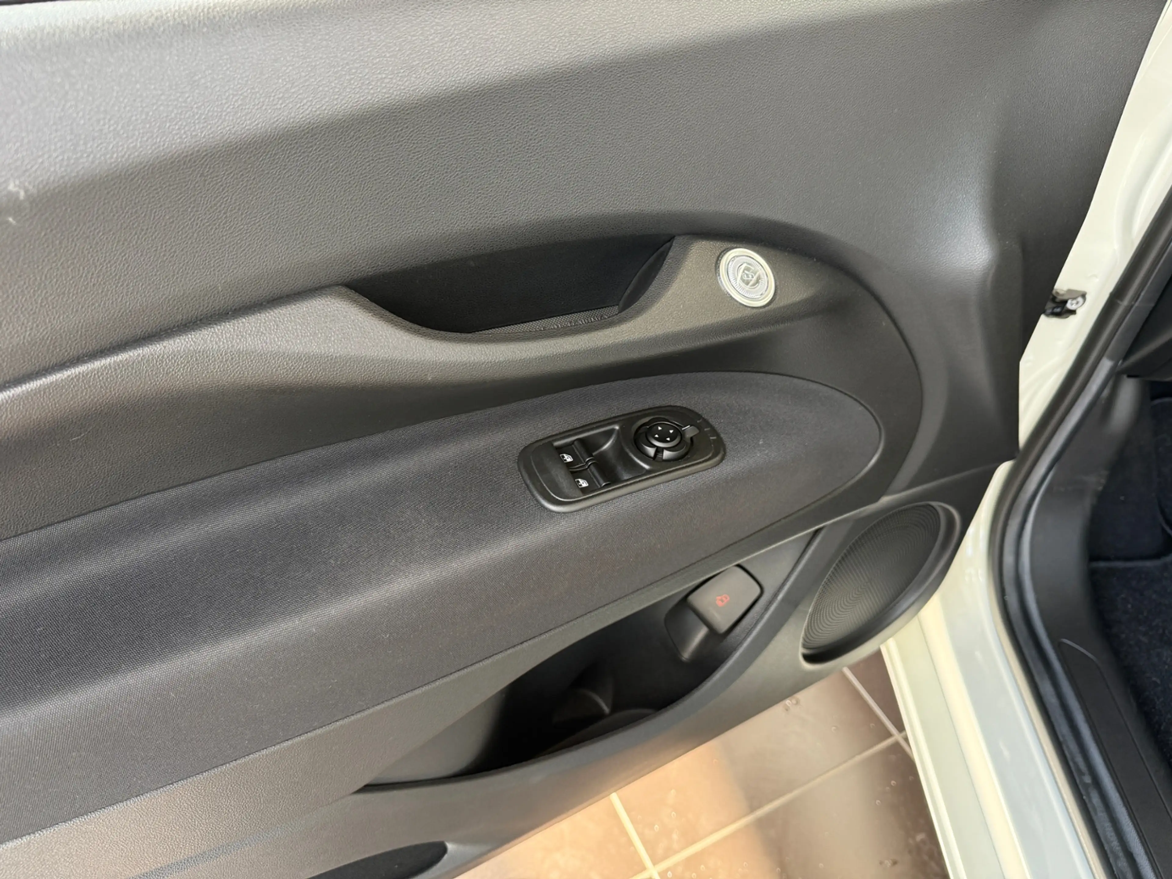 Fiat 500e 42 kWh Alu Full Link Apple Car Play — photo 10