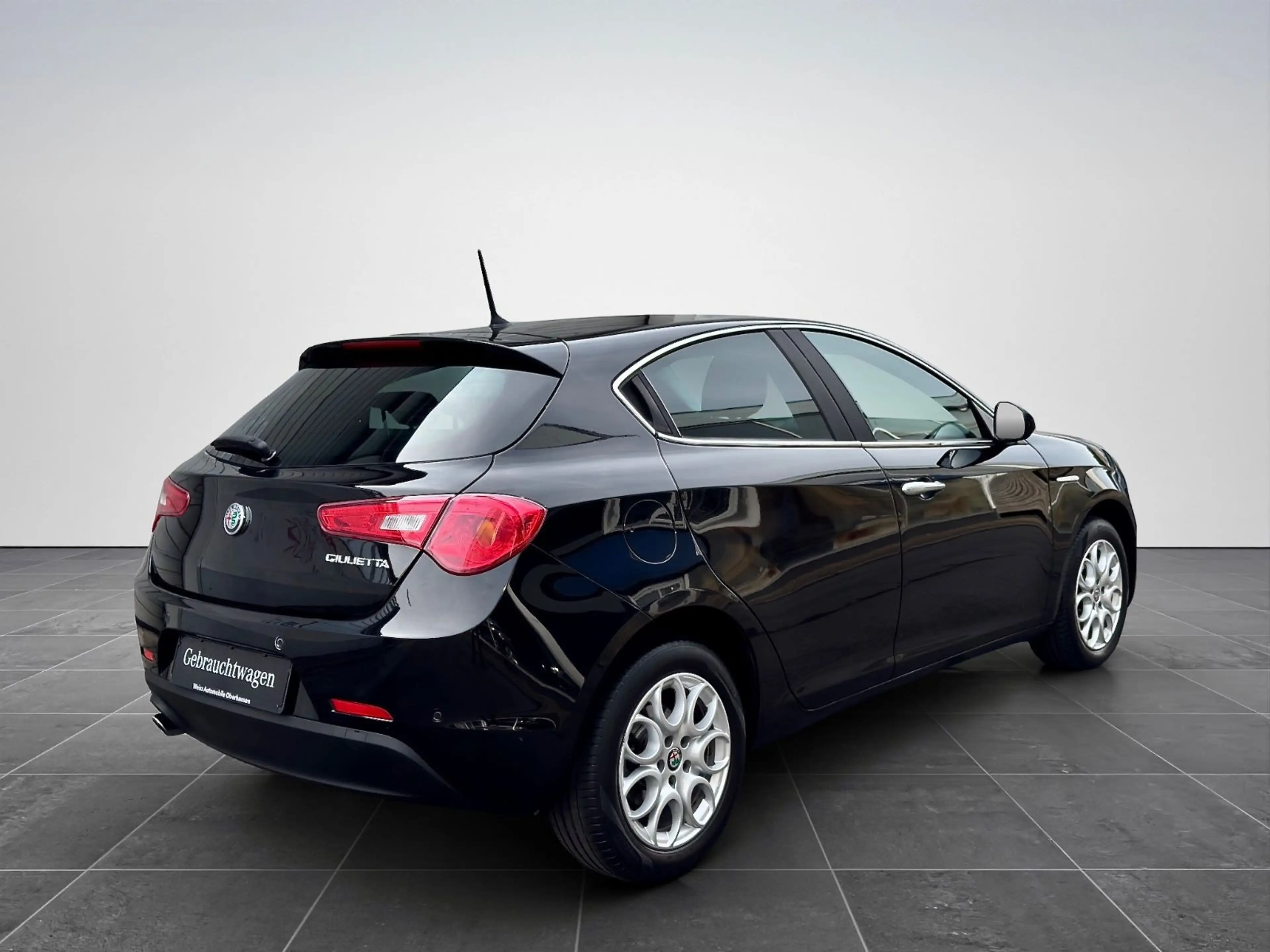 Alfa Romeo Giulietta 1.6 JTDm 16V*6 GANG*PDC*SHZ*1 HAND* — photo 8