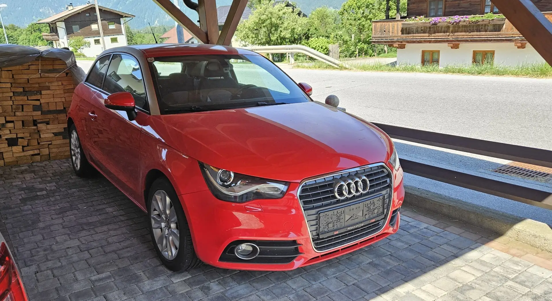 Audi A1 1.6 TDI Ambition Rot - 1