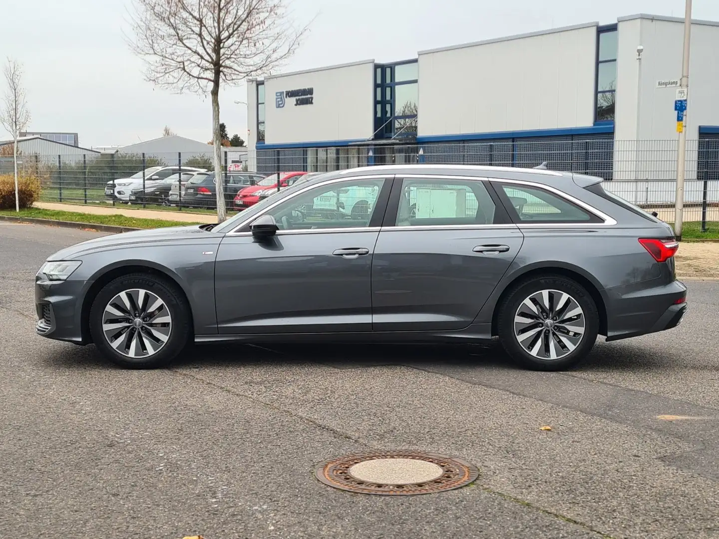 Audi A6 Avant 40 TDI quattro S-Line*Autom.*Navi*PDC* Grau - 2