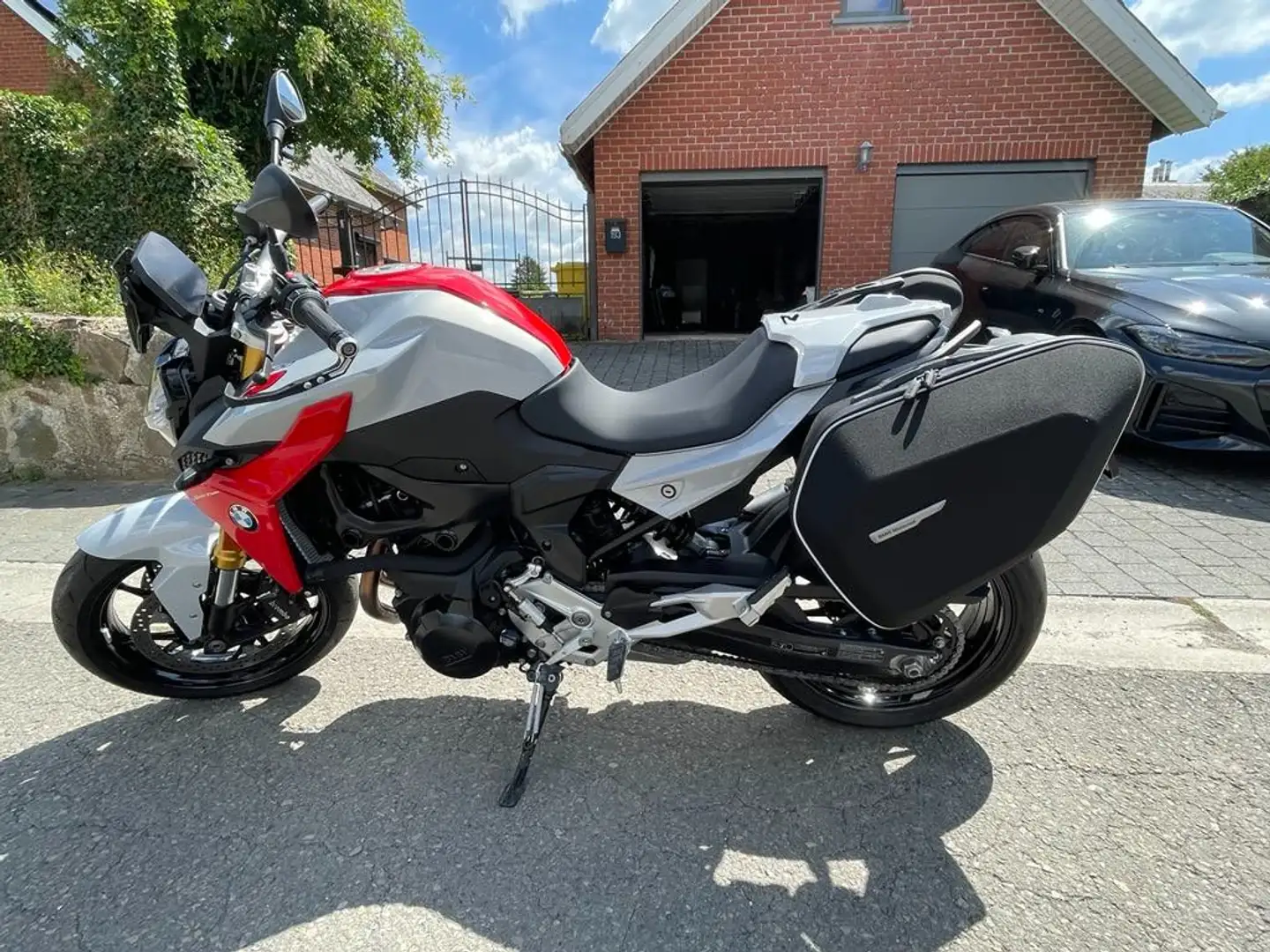 BMW F 900 R Rood - 2