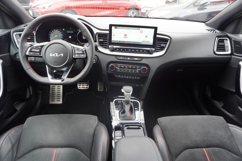 Kia ProCeed / pro_cee'd ProCeed GT 1.6 T-GDI Pano LED Navi ACC Kamera — photo 12