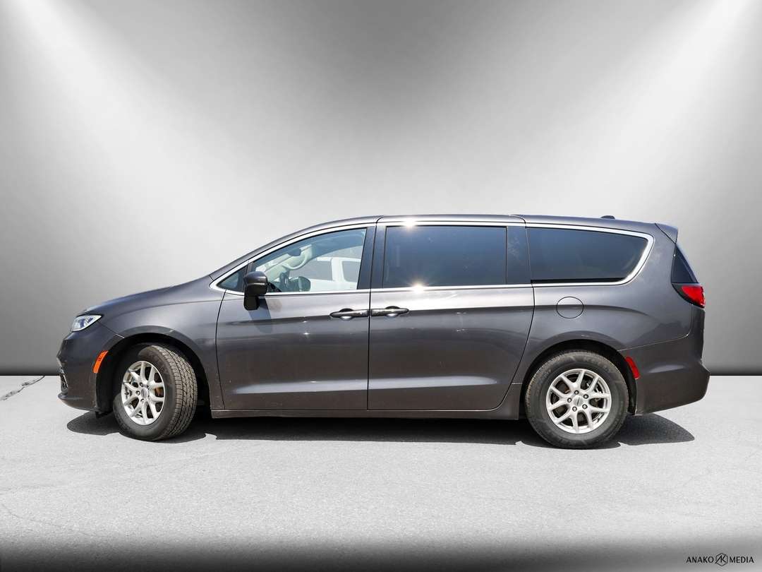 2023 Chrysler Pacifica Touring L — снимка 1