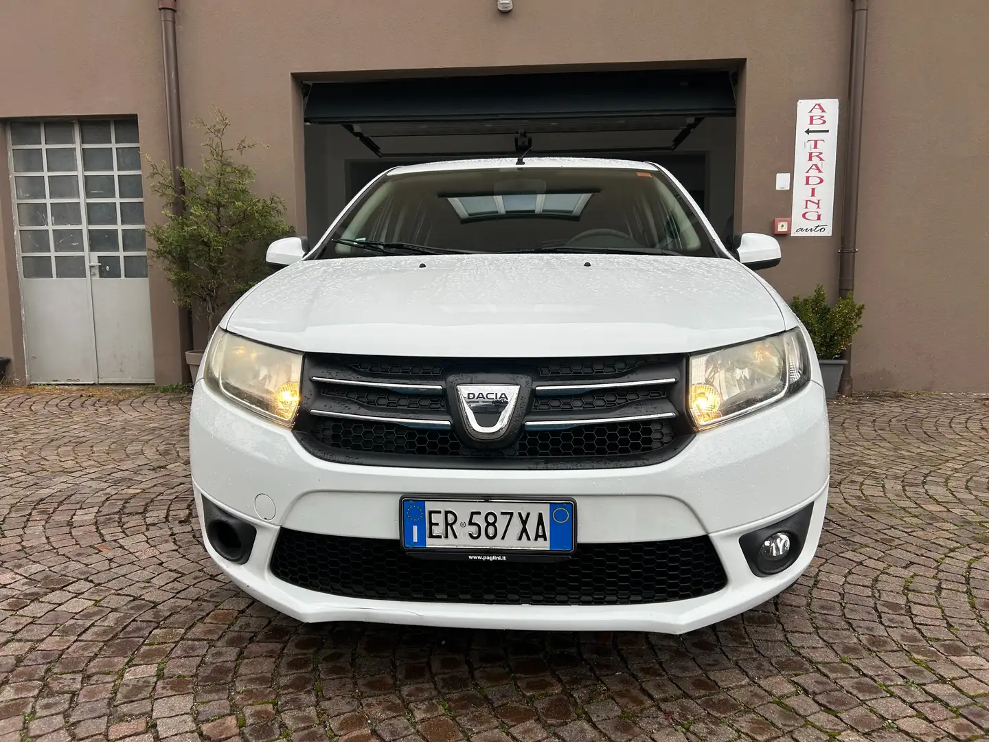 Dacia Sandero Sandero 1.2 Laureate Gpl 75cv Bianco - 1
