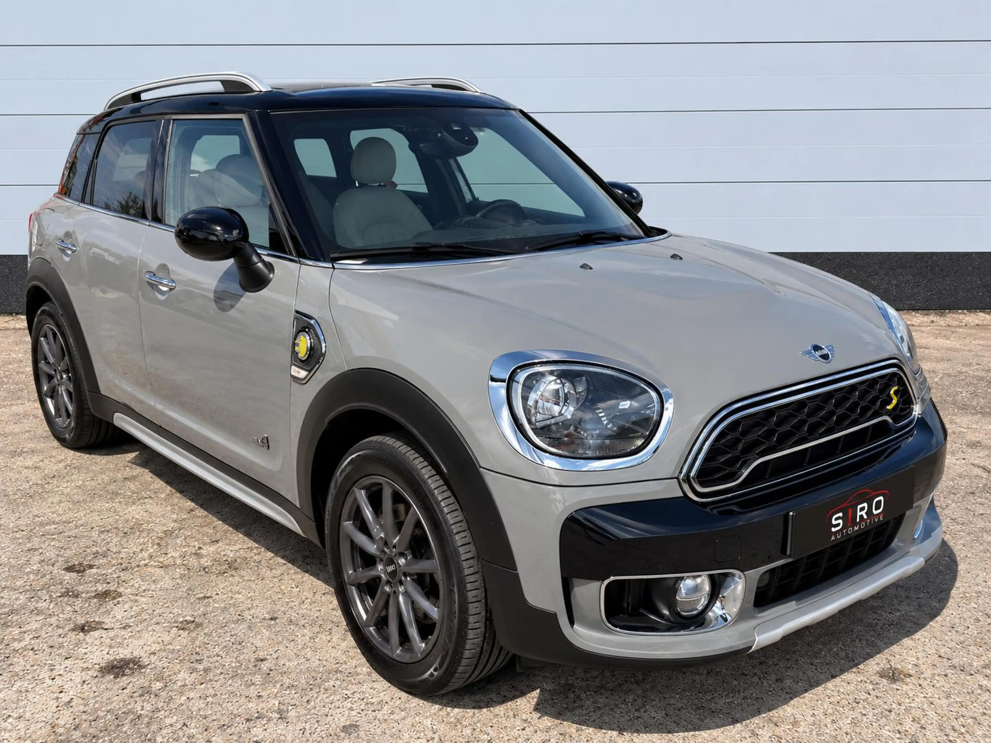 MINI Cooper Countryman 1.5 ALL4 Chili * Pano * Navi * Cruise * Plug-in * — photo 4