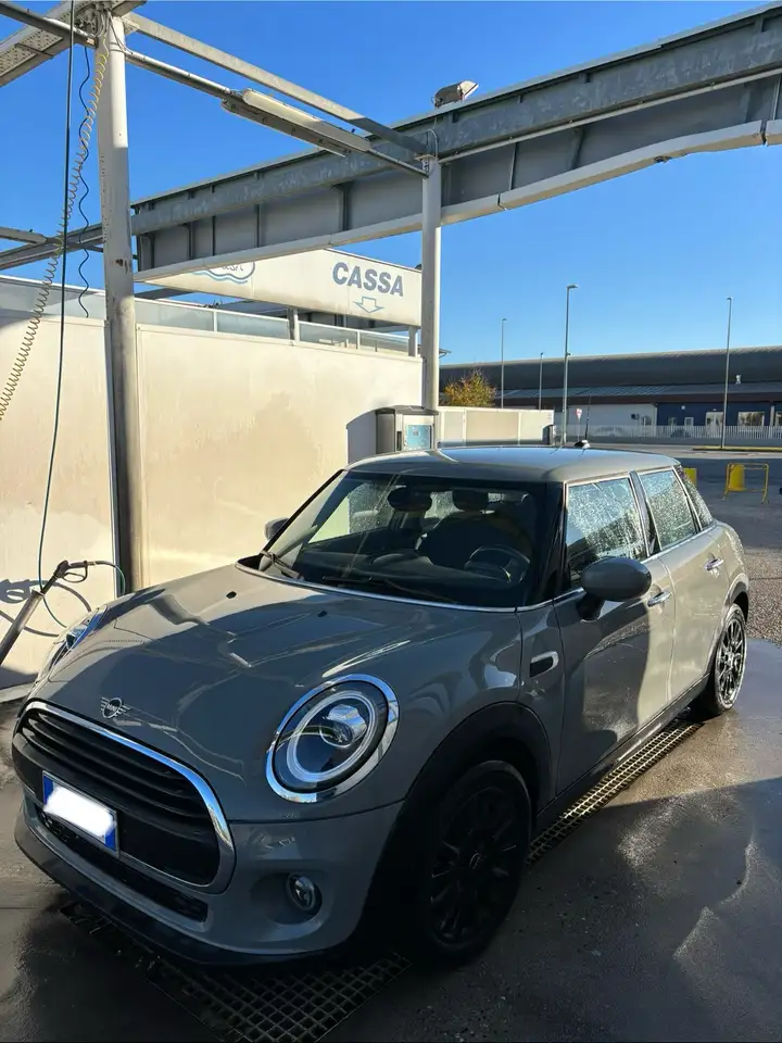 MINI One