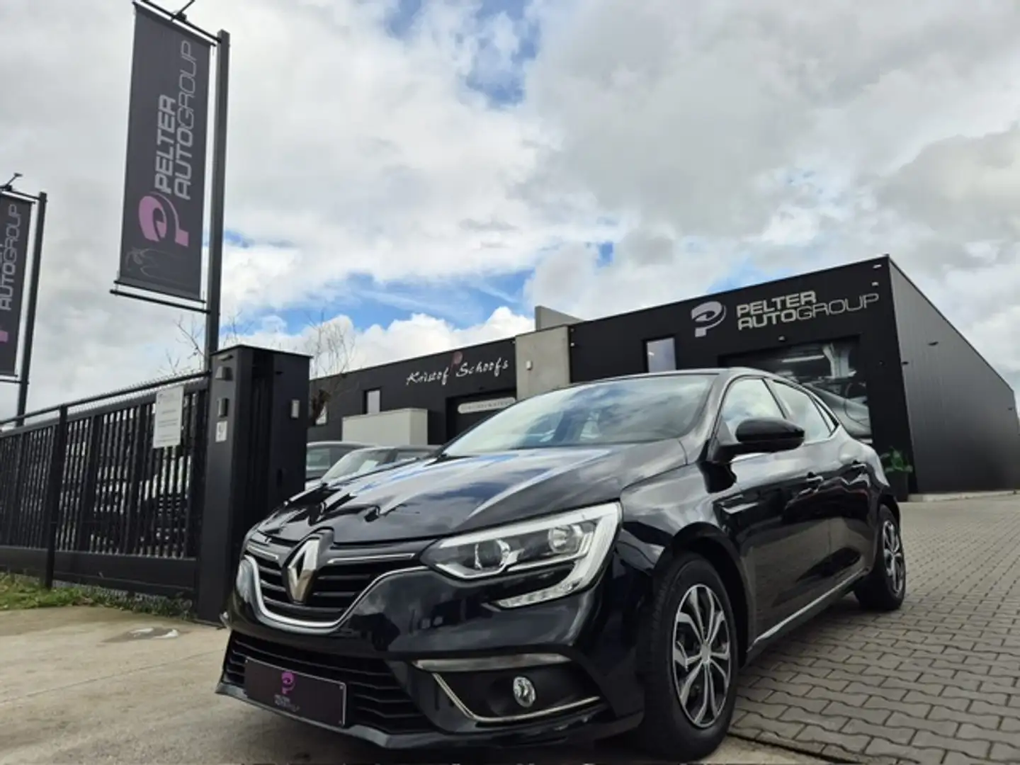 Renault Megane 1.2 TCe 59.000km GPS 1 eig. Bj. 2017 Black - 1